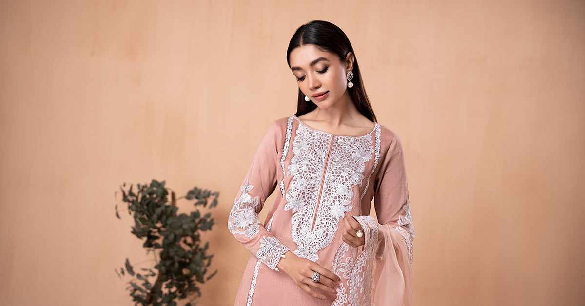 3 Piece Dyed Lawn Suit