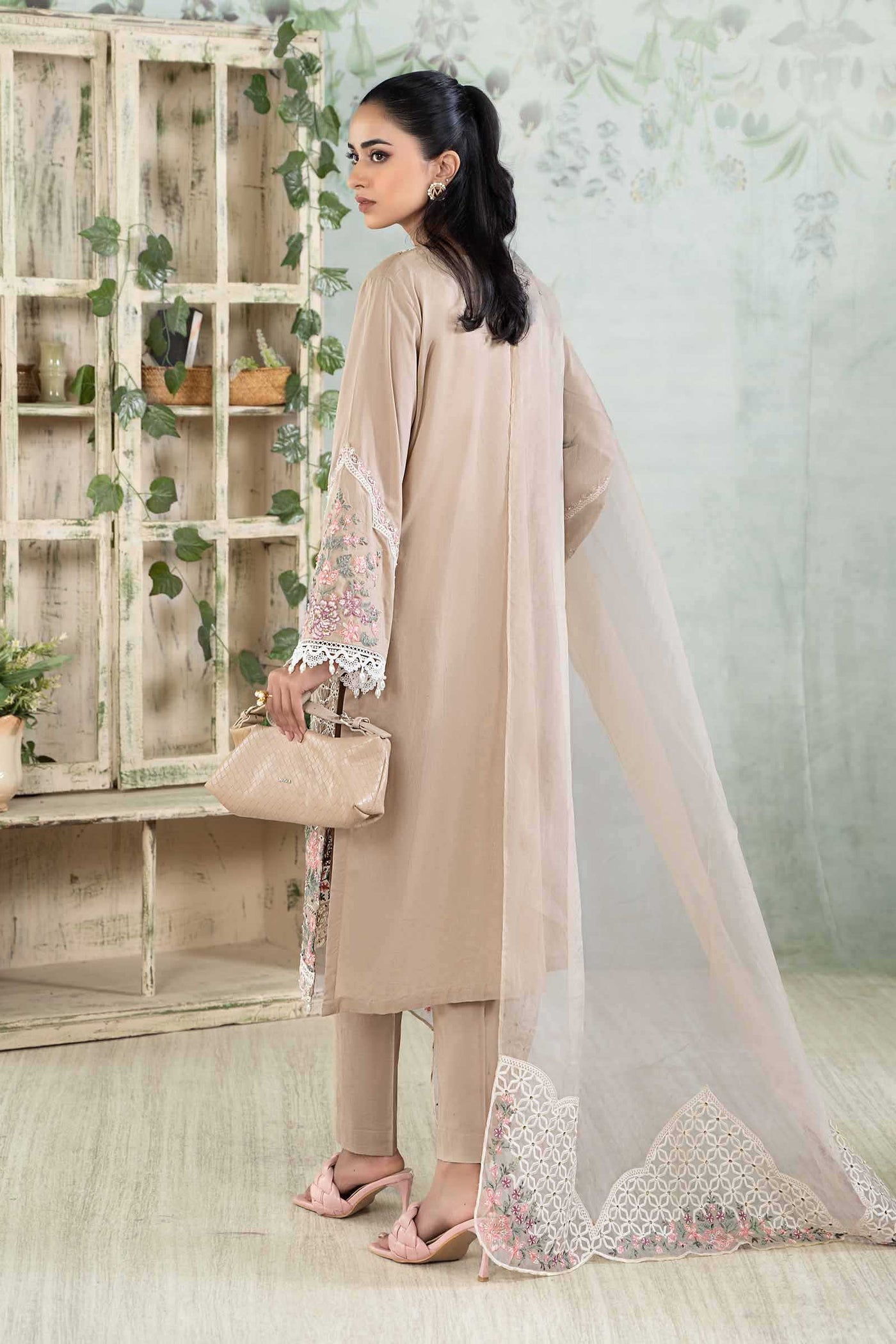 3 Piece Embroidered Lawn Suit | DW-EA24-33