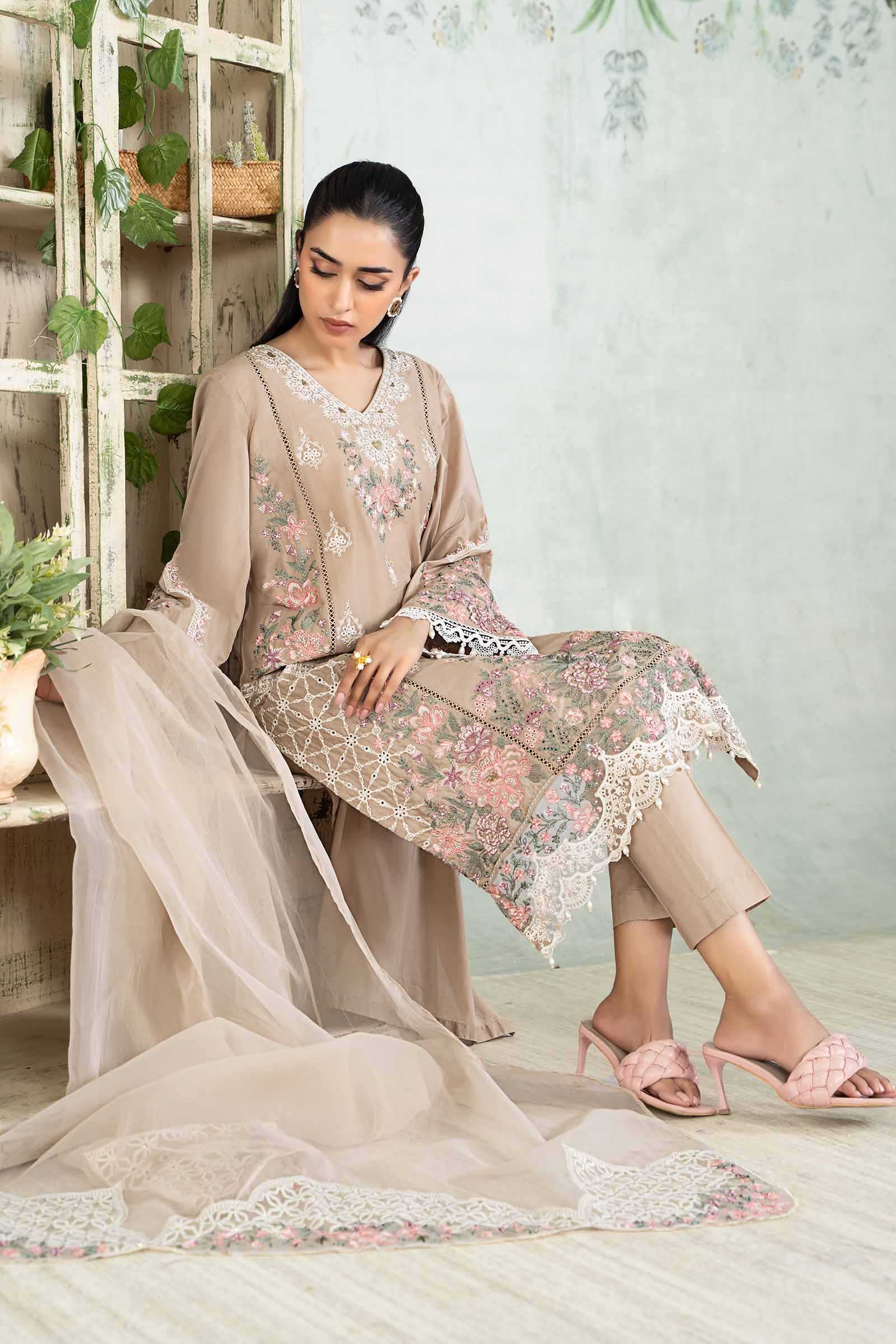 3 Piece Embroidered Lawn Suit
