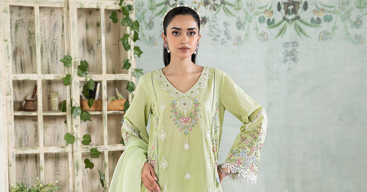 3 Piece Embroidered Lawn Suit