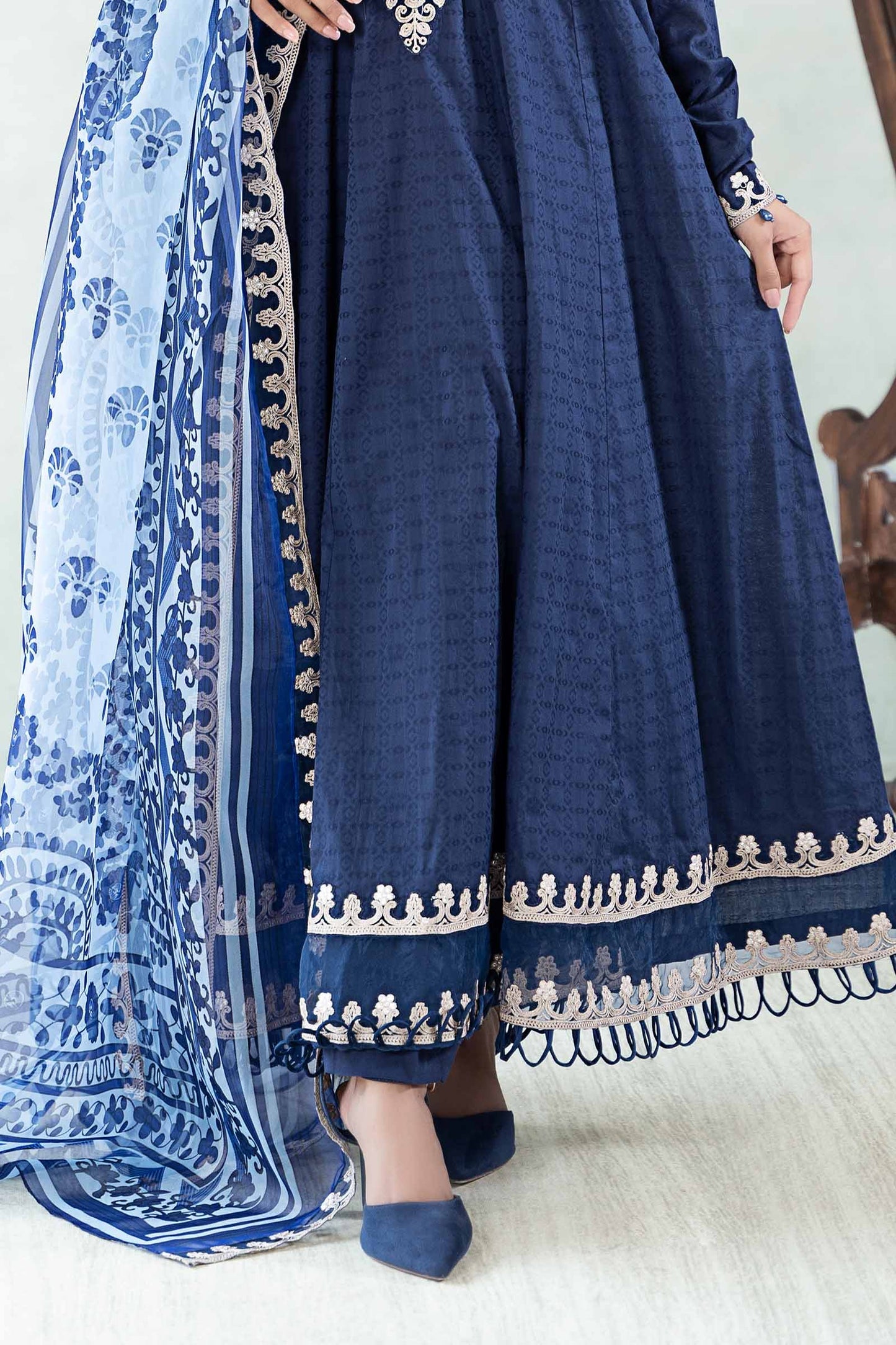 3 Piece Dyed Jacquard Lawn Suit