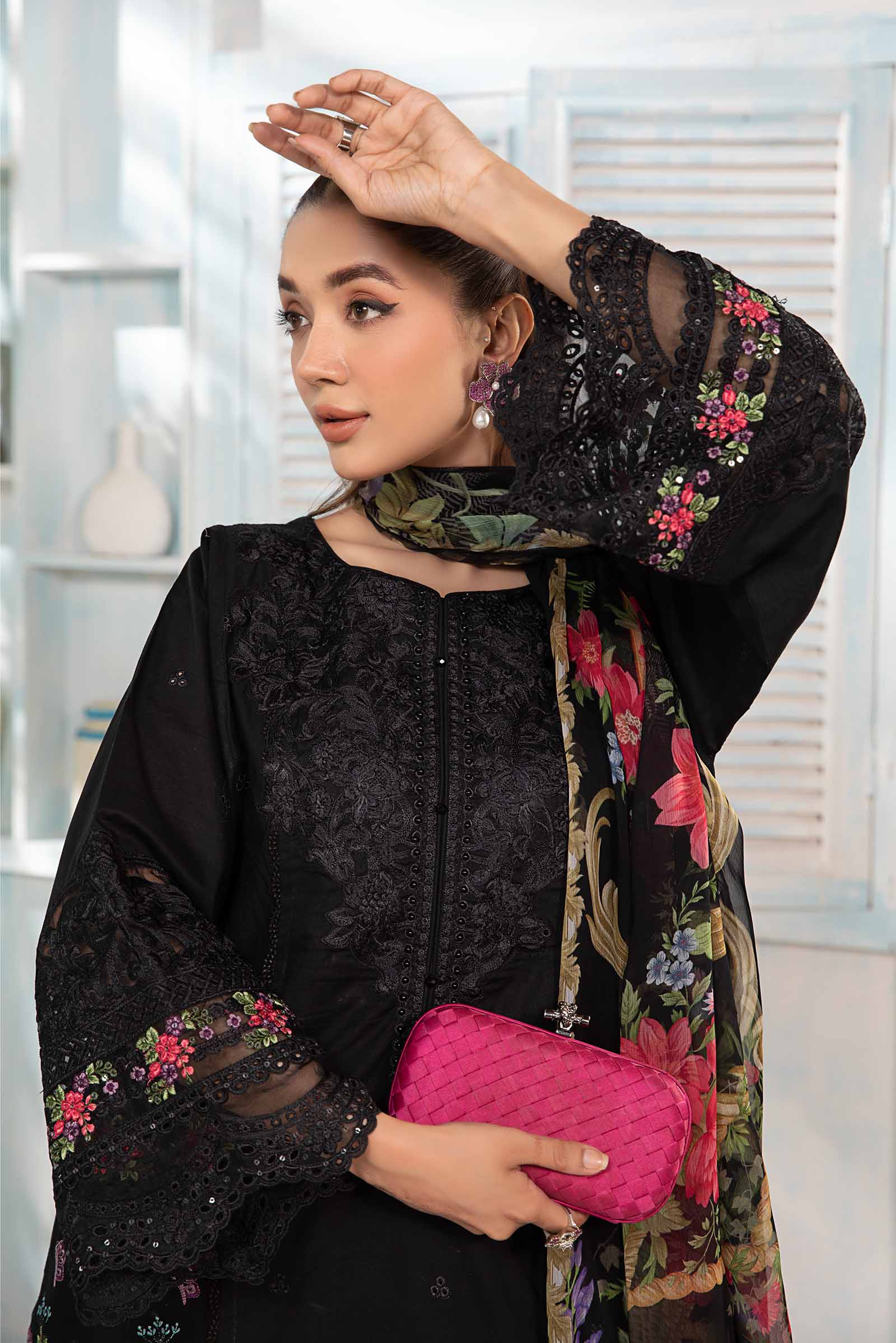 3 Piece Embroidered Lawn Suit