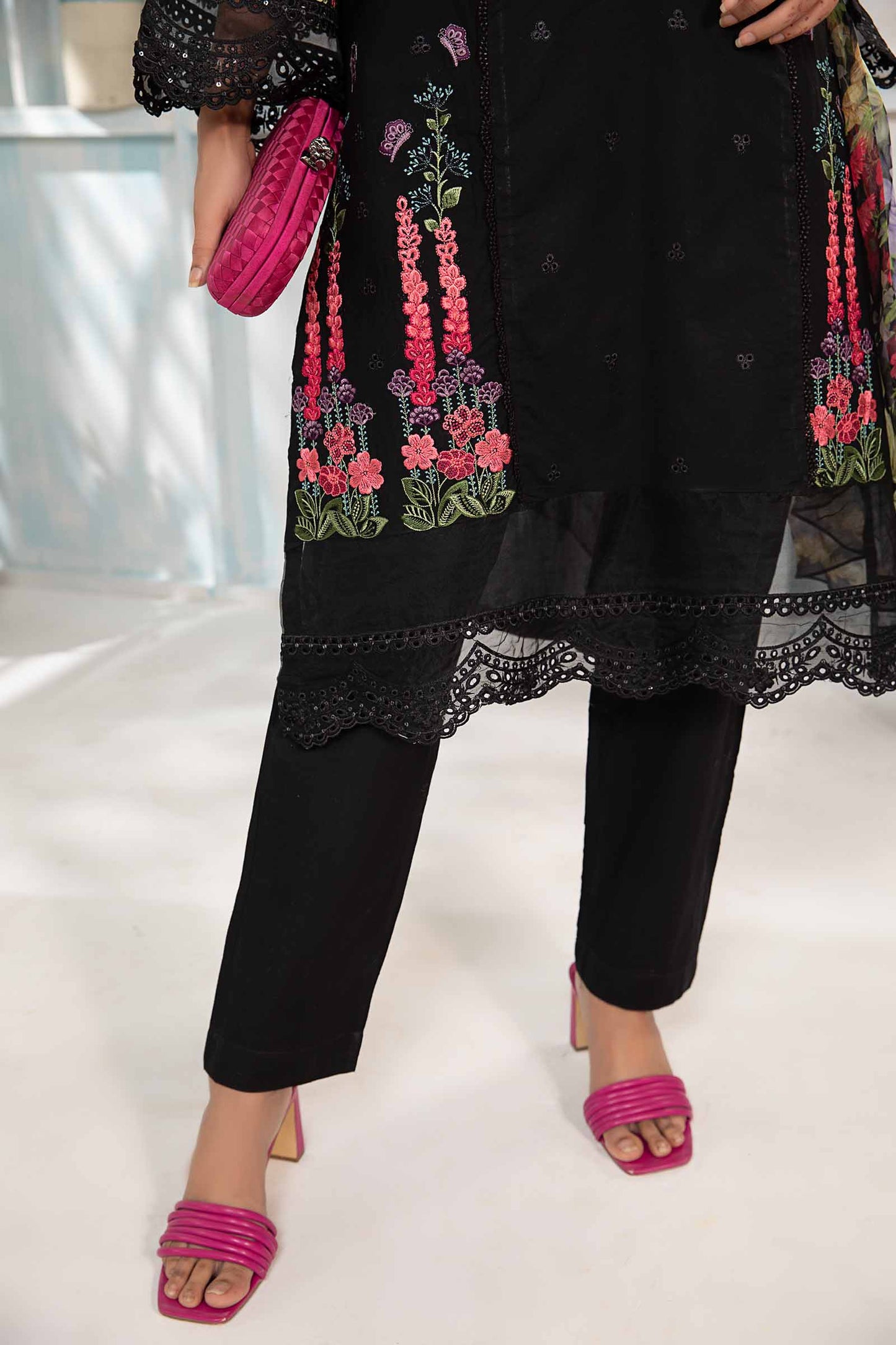 3 Piece Embroidered Lawn Suit