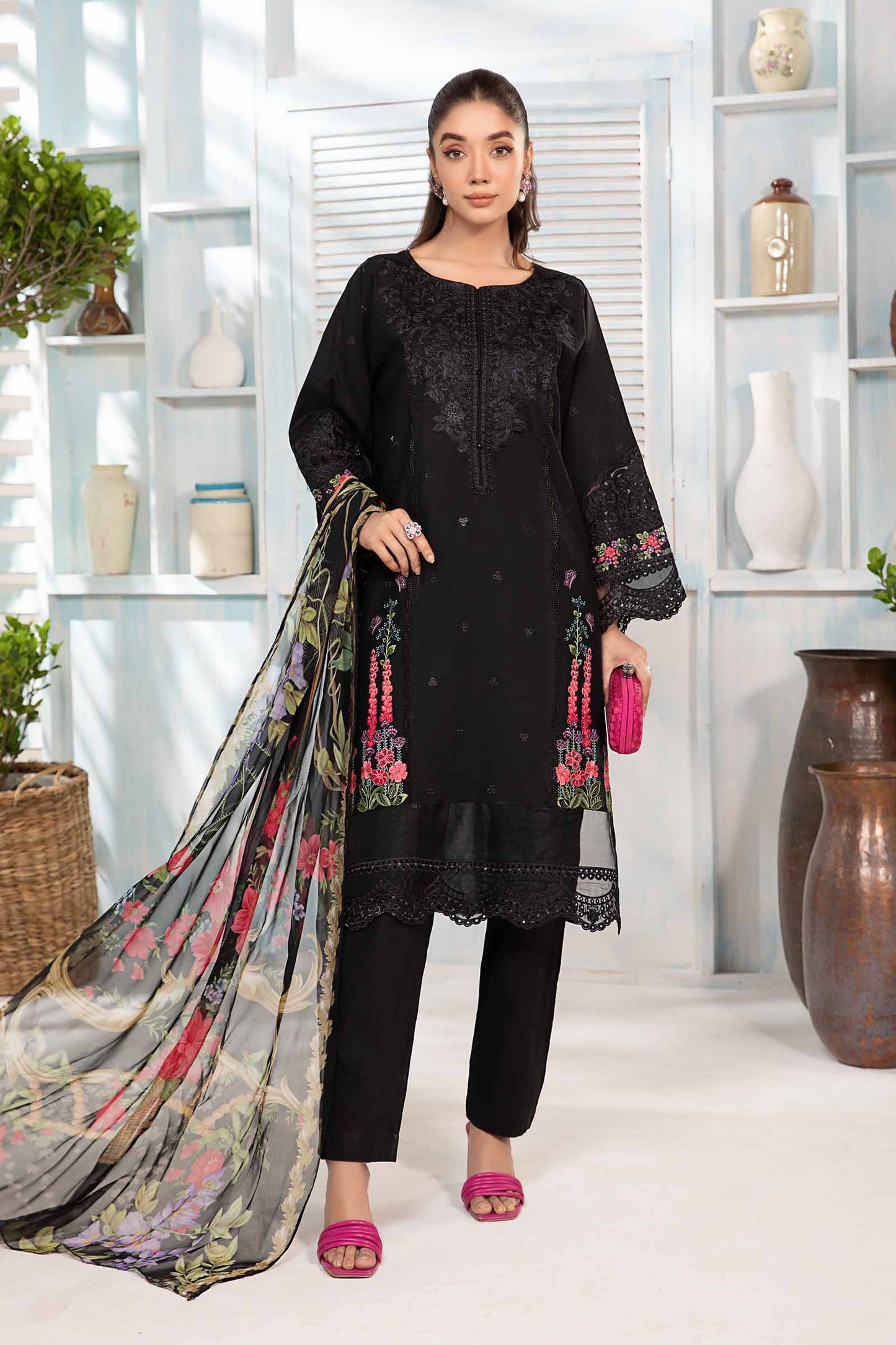 3 Piece Embroidered Lawn Suit