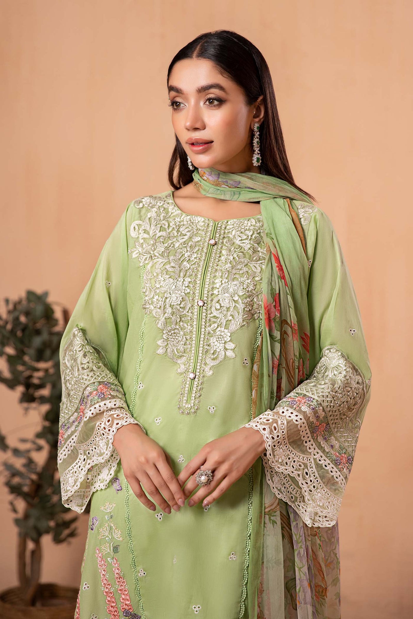 3 Piece Embroidered Lawn Suit