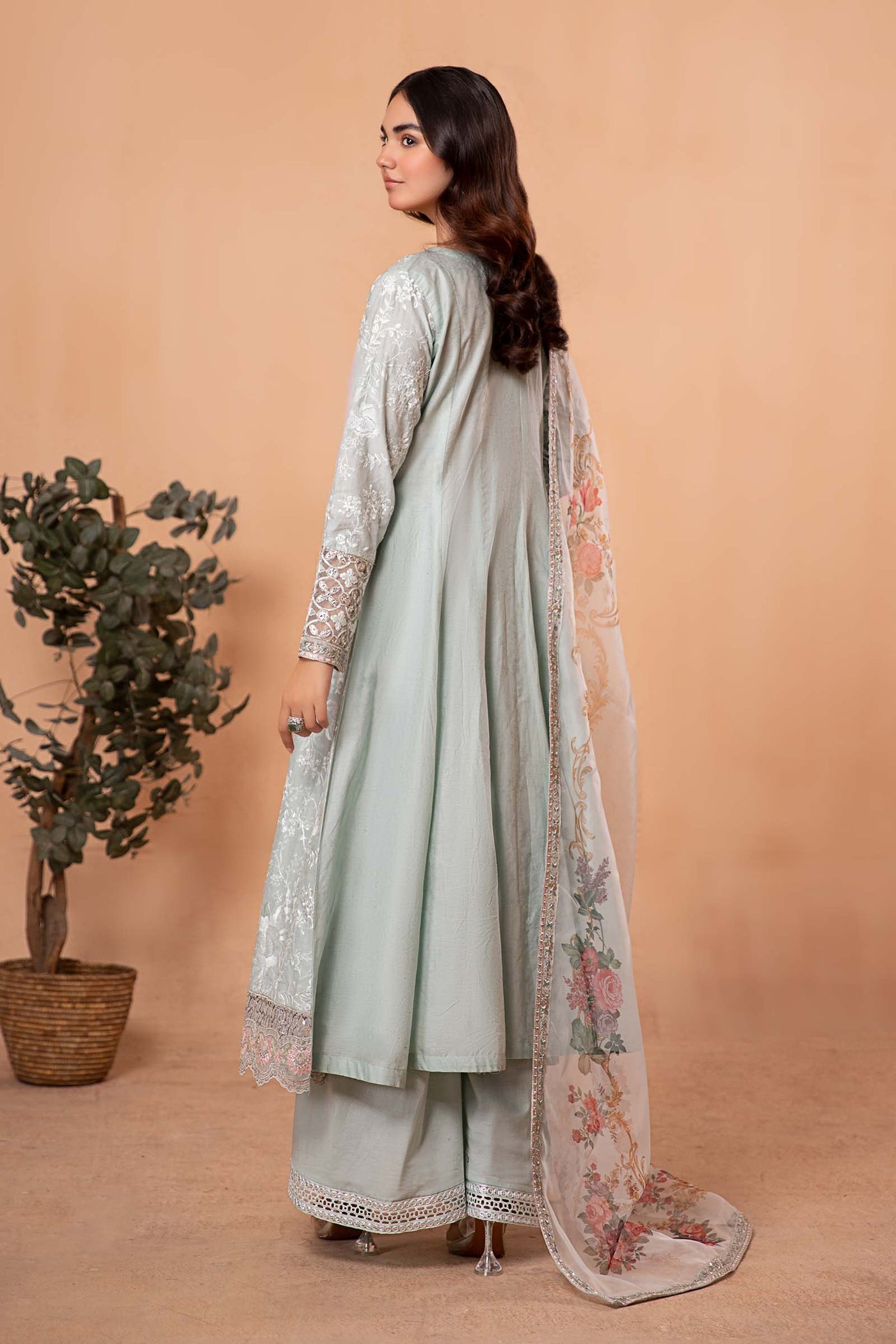3 Piece Embroidered Jacquard Lawn Suit