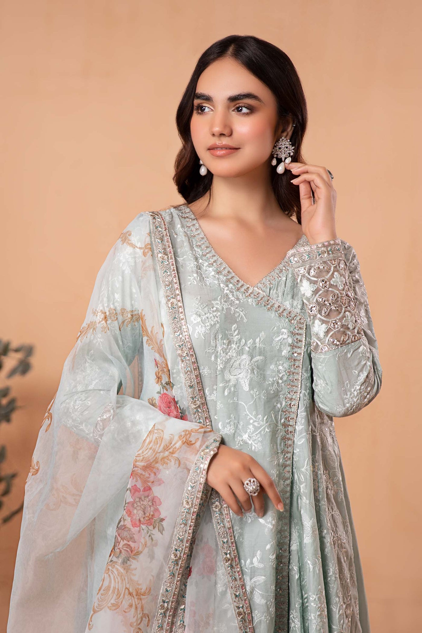 3 Piece Embroidered Jacquard Lawn Suit