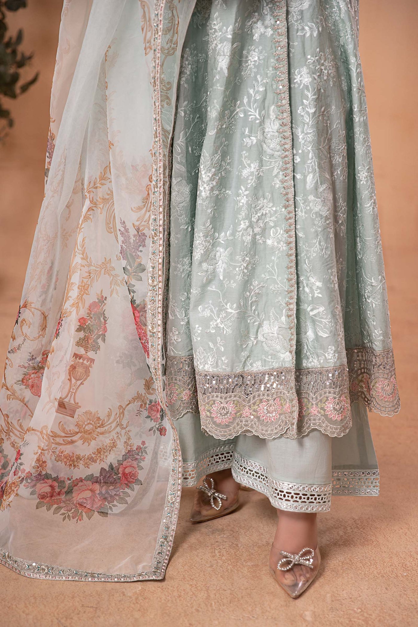 3 Piece Embroidered Jacquard Lawn Suit