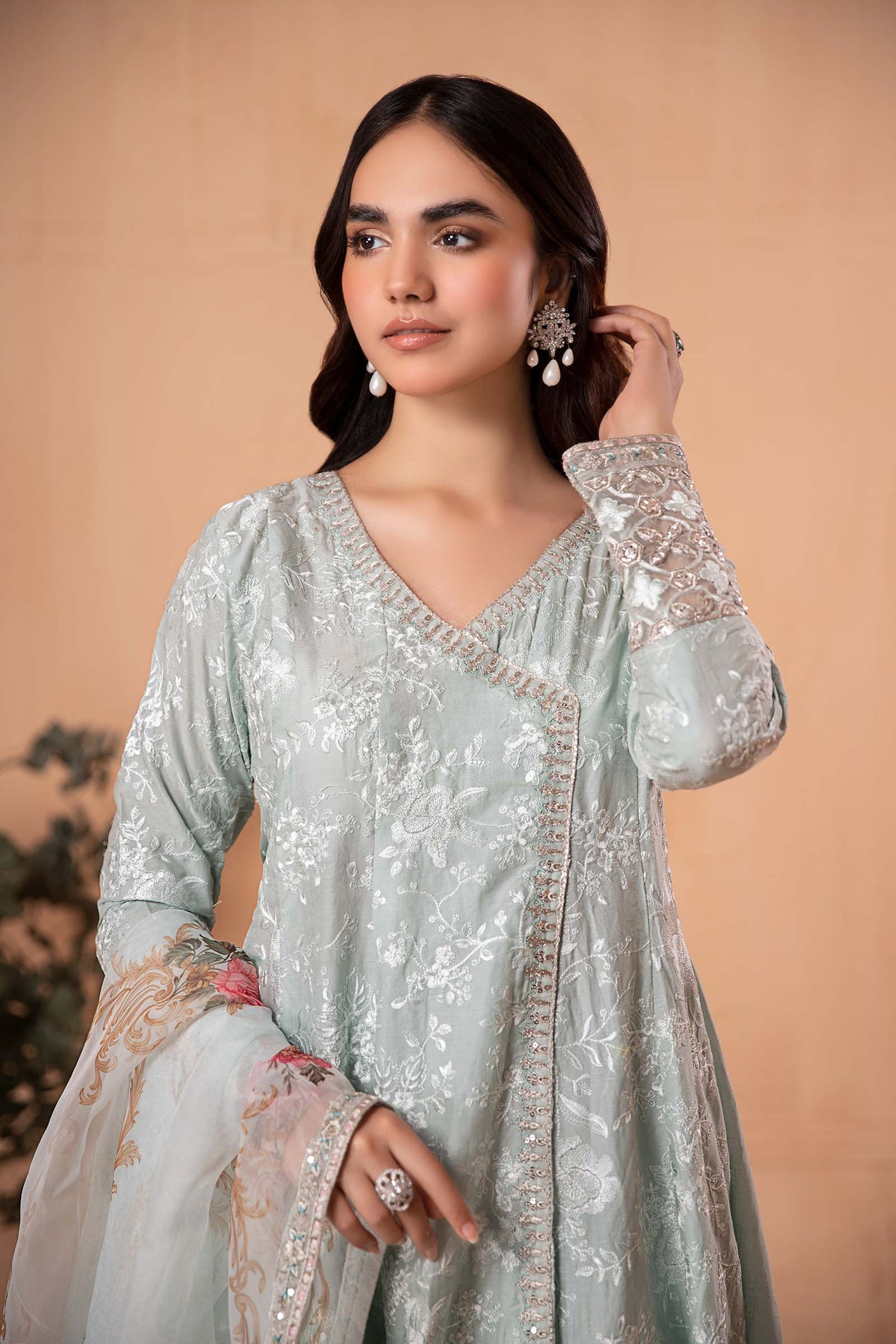 3 Piece Embroidered Jacquard Lawn Suit
