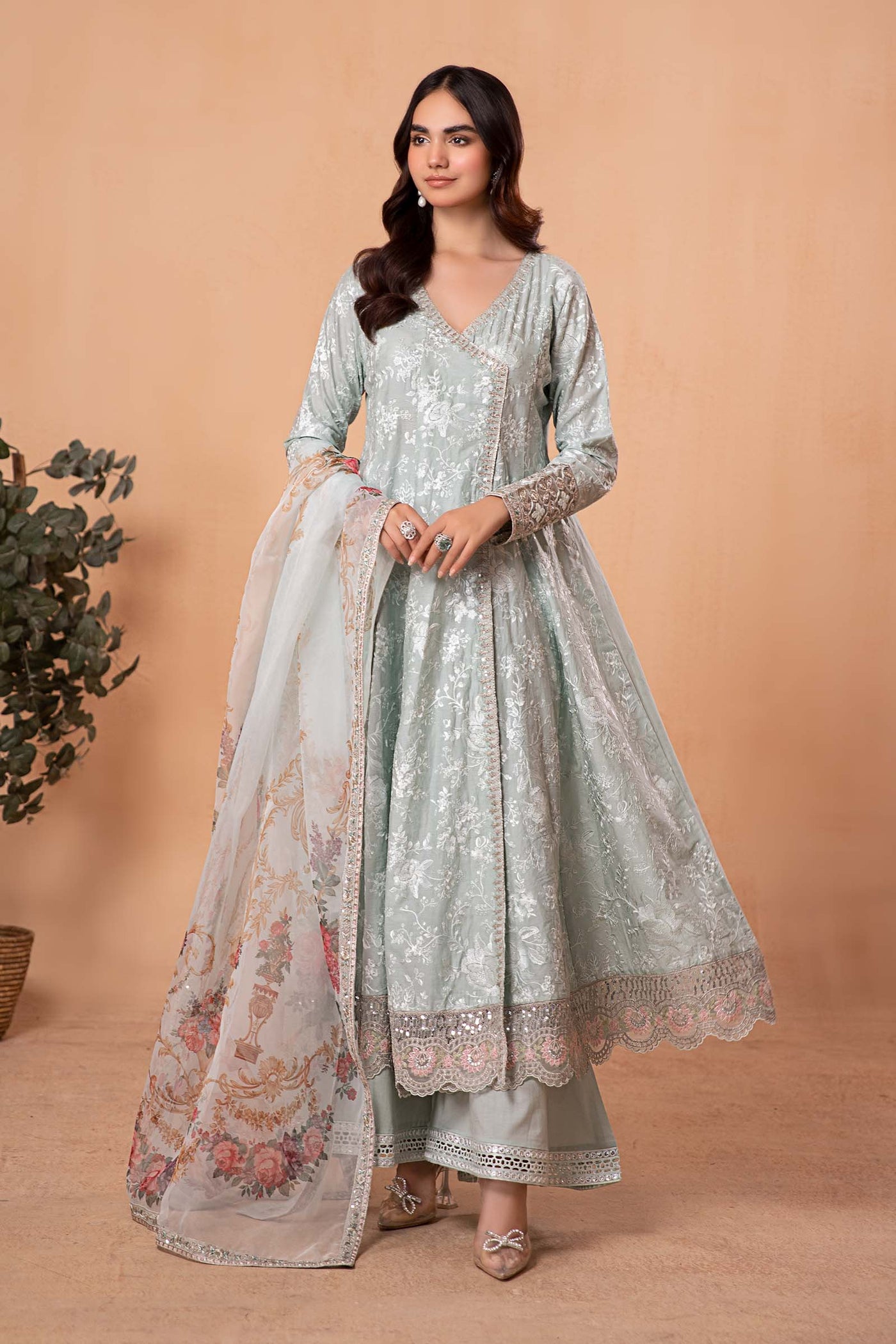 3 Piece Embroidered Jacquard Lawn Suit