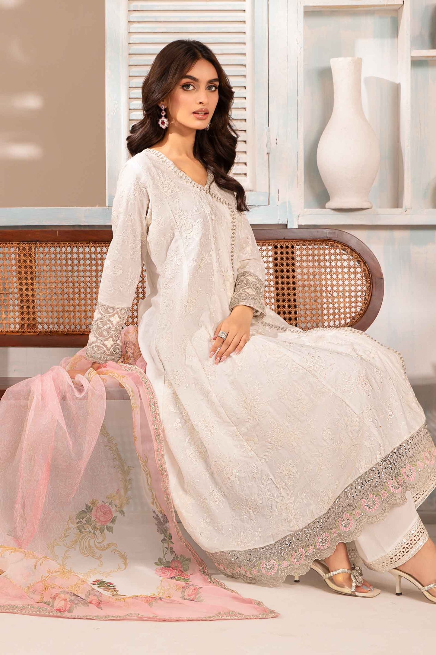 3 Piece Embroidered Jacquard Lawn Suit