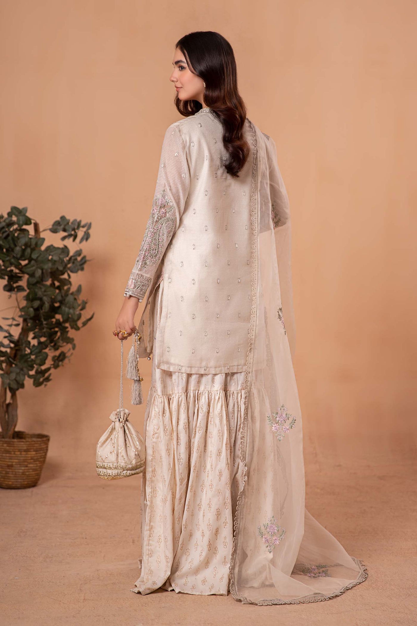 3 Piece Embroidered Cotton Karandi Suit