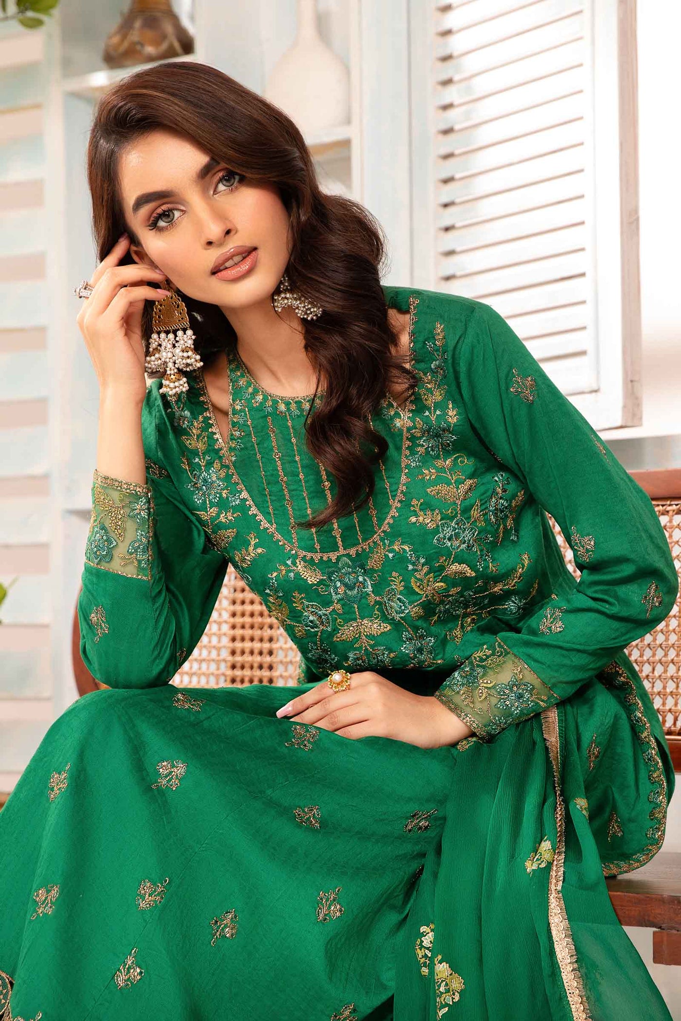 3 Piece Embroidered Jacquard Lawn Suit