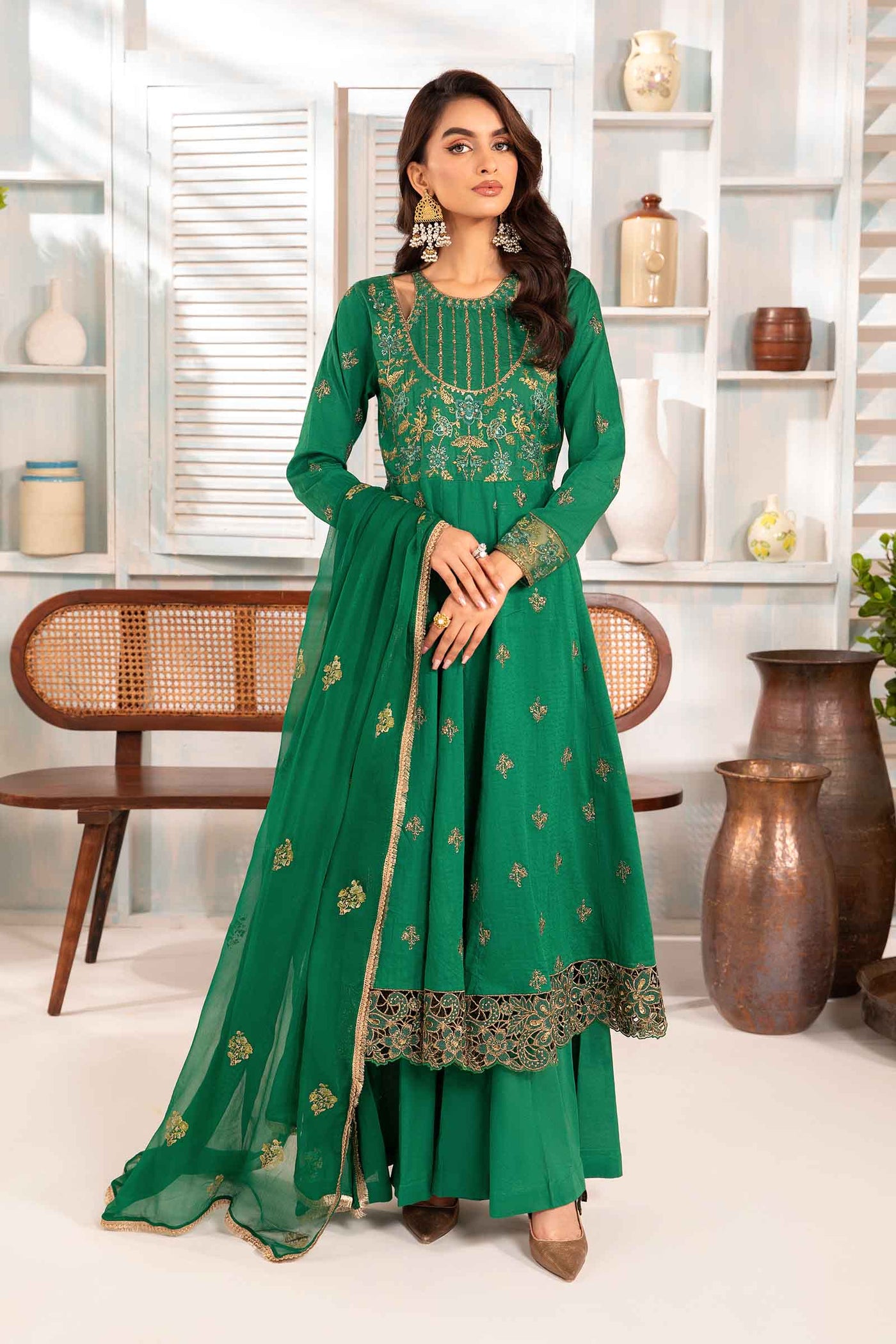 3 Piece Embroidered Jacquard Lawn Suit