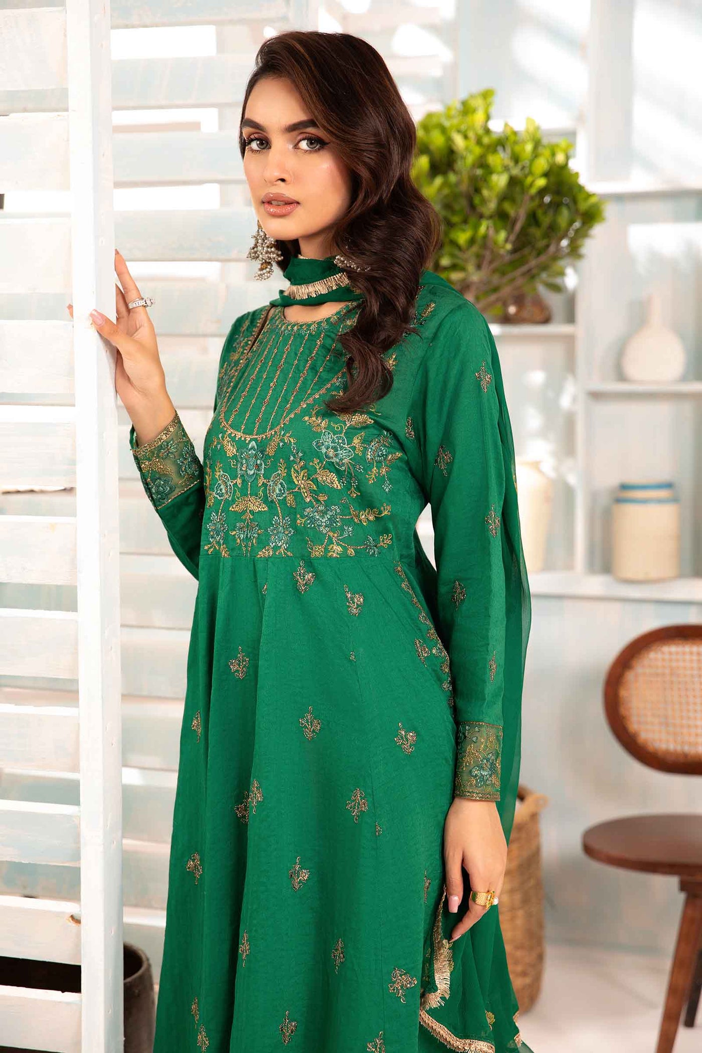 3 Piece Embroidered Jacquard Lawn Suit