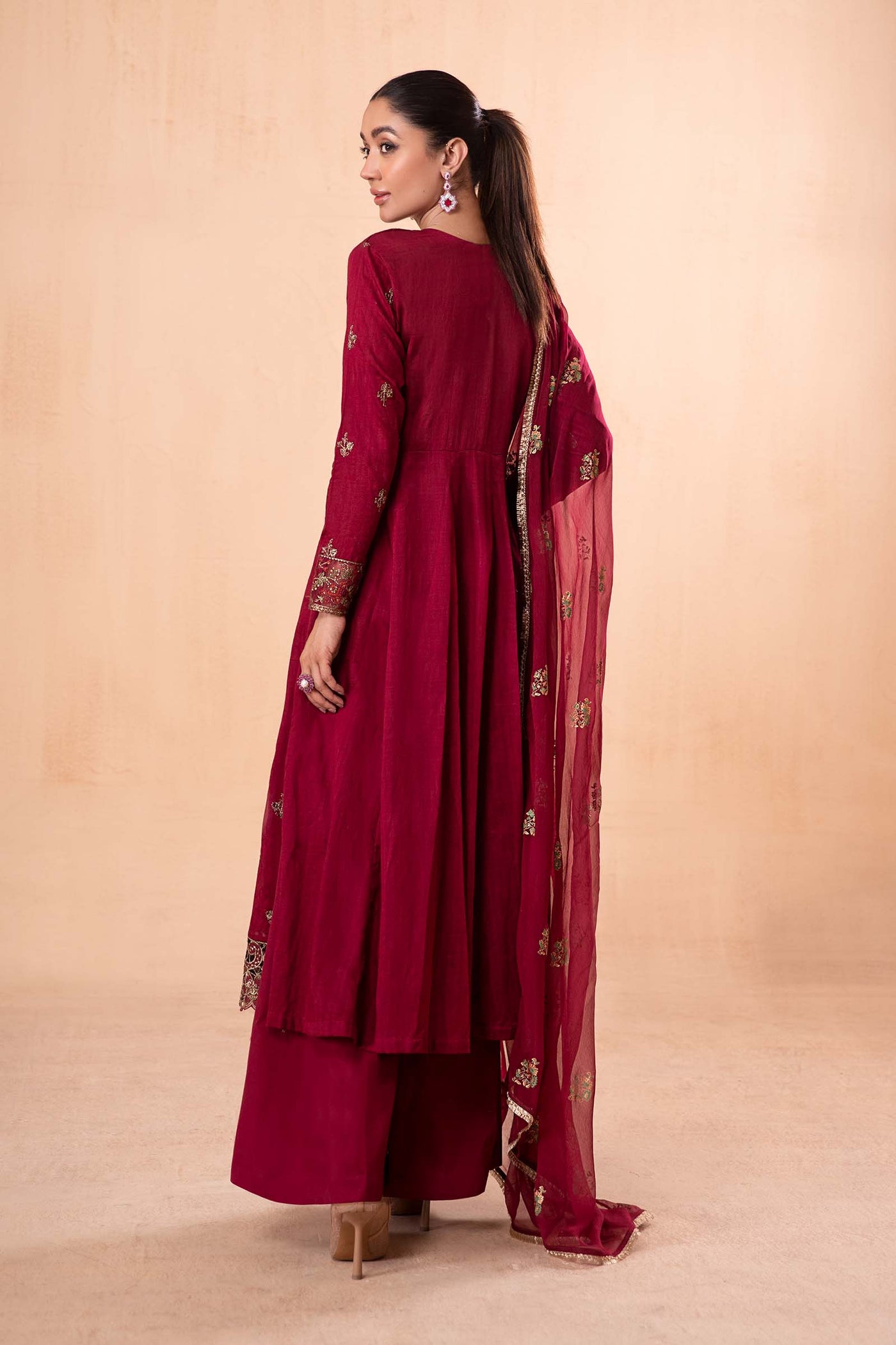 3 Piece Embroidered Jacquard Lawn Suit