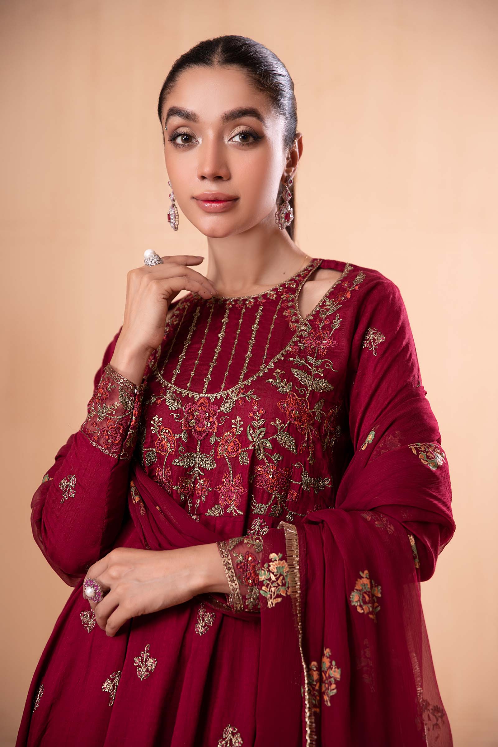 3 Piece Embroidered Jacquard Lawn Suit