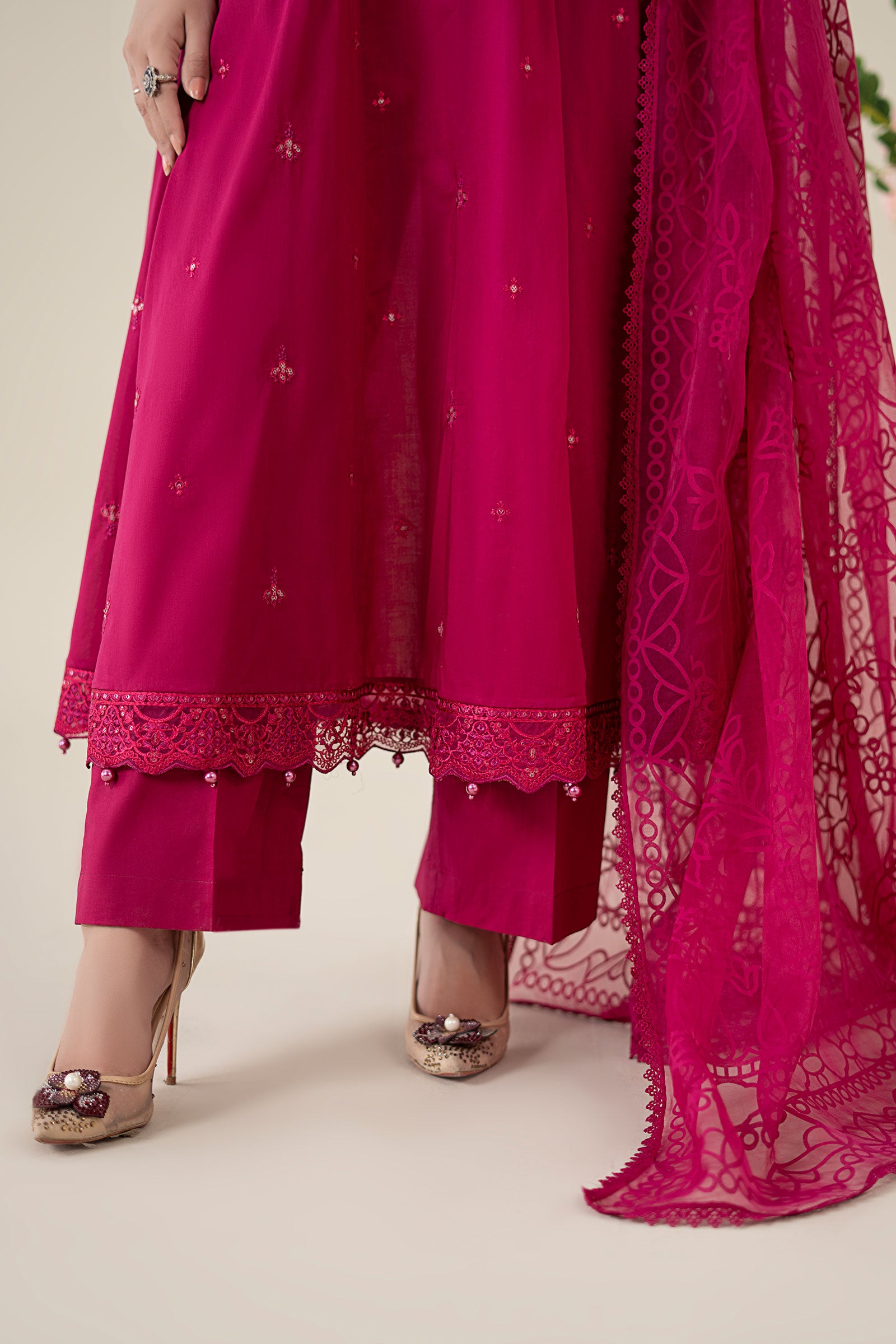 3 Piece Embroidered Lawn Suit