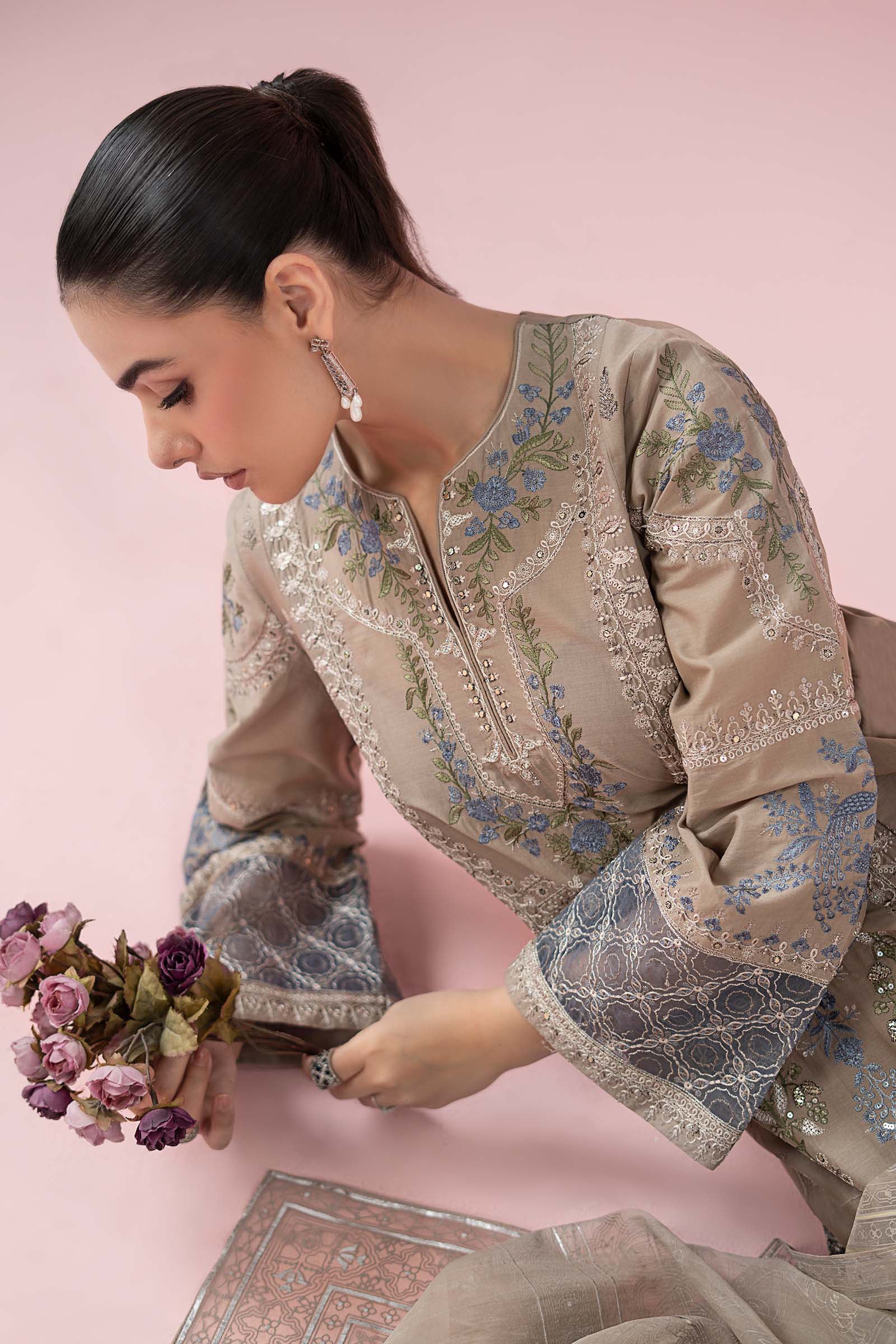 3 Piece Embroidered Lawn Suit