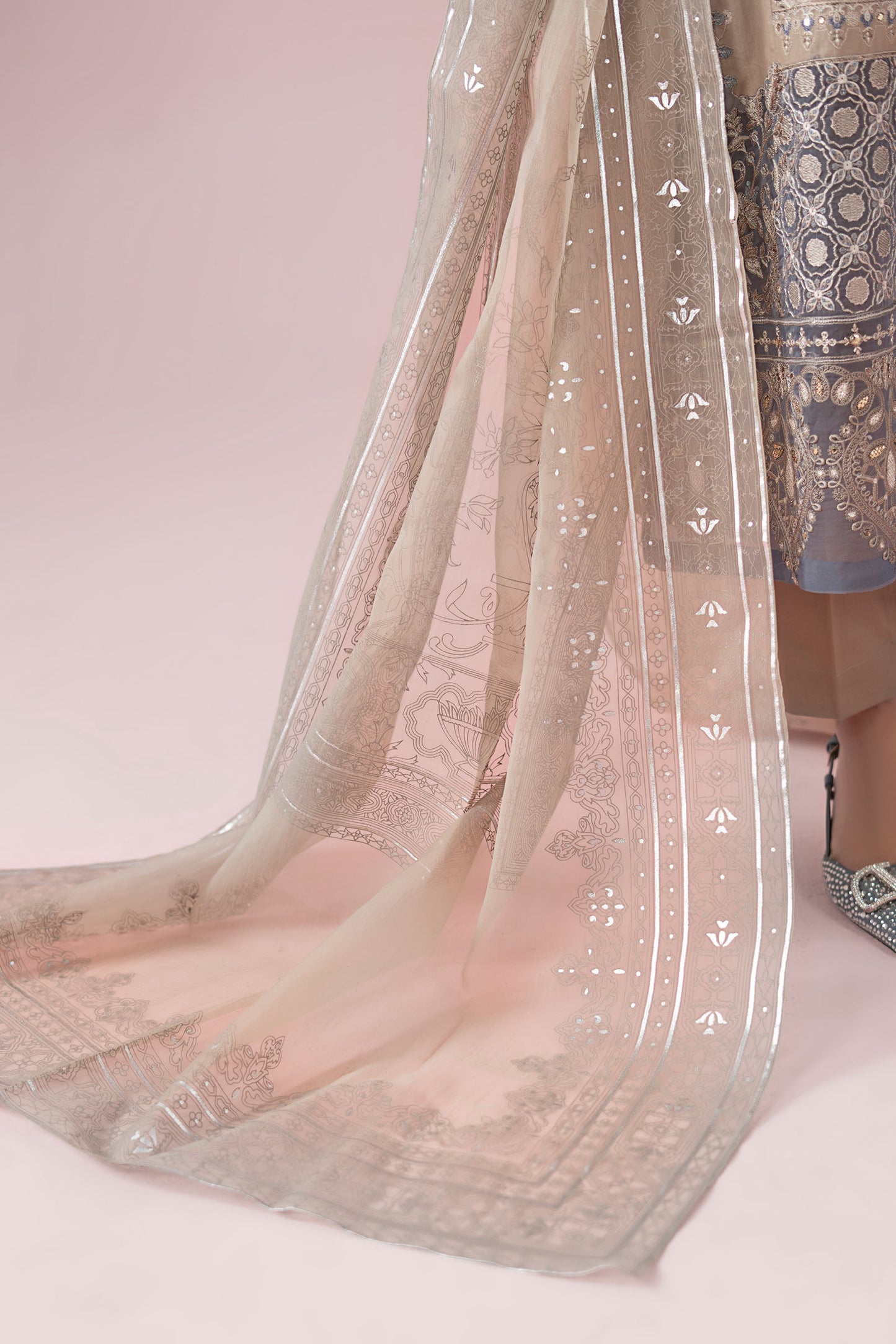 3 Piece Embroidered Lawn Suit