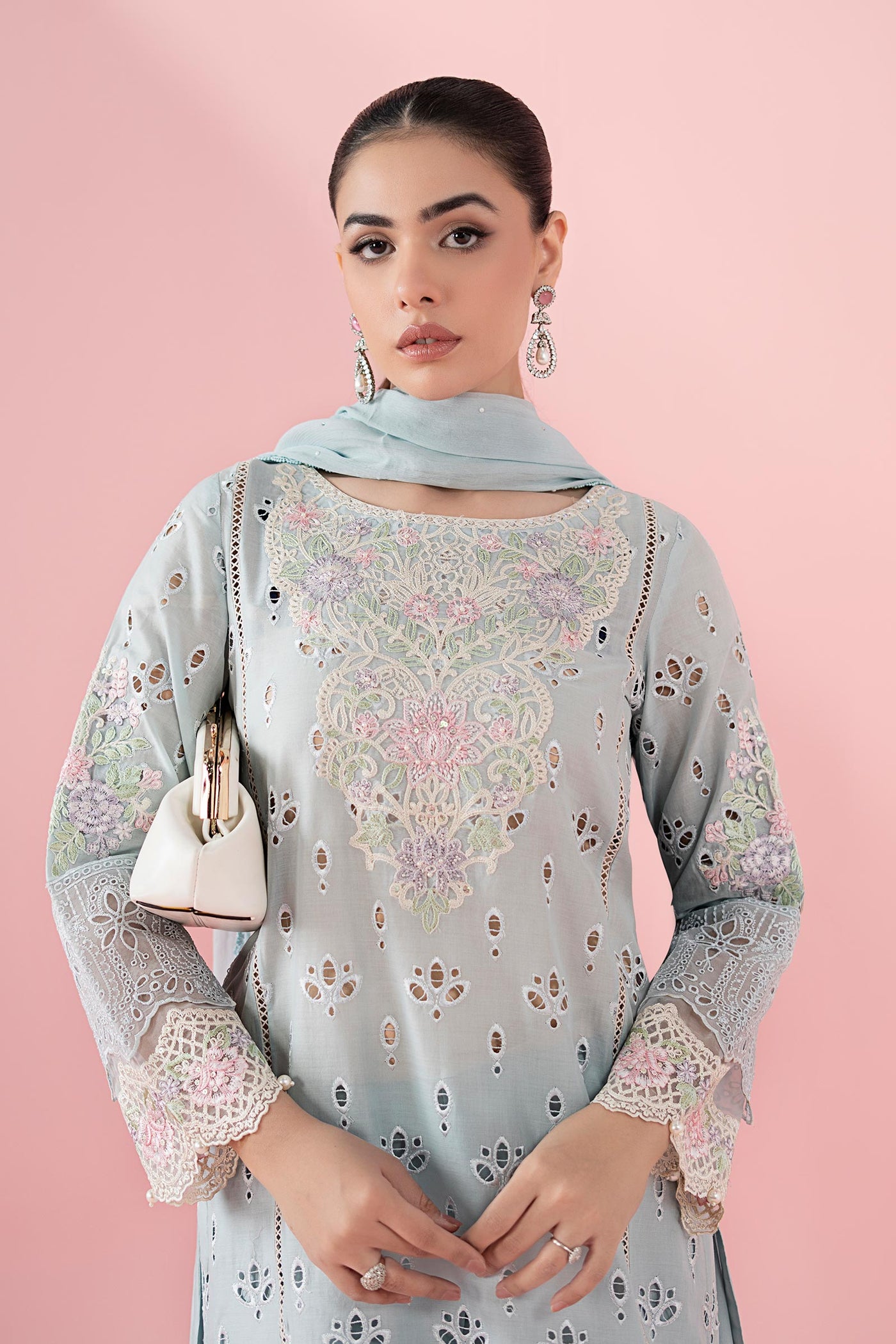 3 Piece Embroidered Lawn Suit |  DW-EA25-15