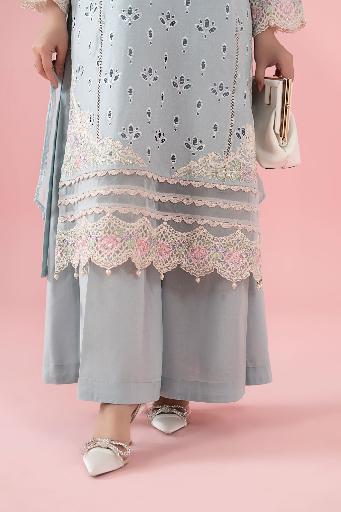 3 Piece Embroidered Lawn Suit |  DW-EA25-15