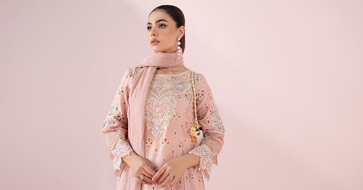 3 Piece Embroidered Lawn Suit |  DW-EA25-15