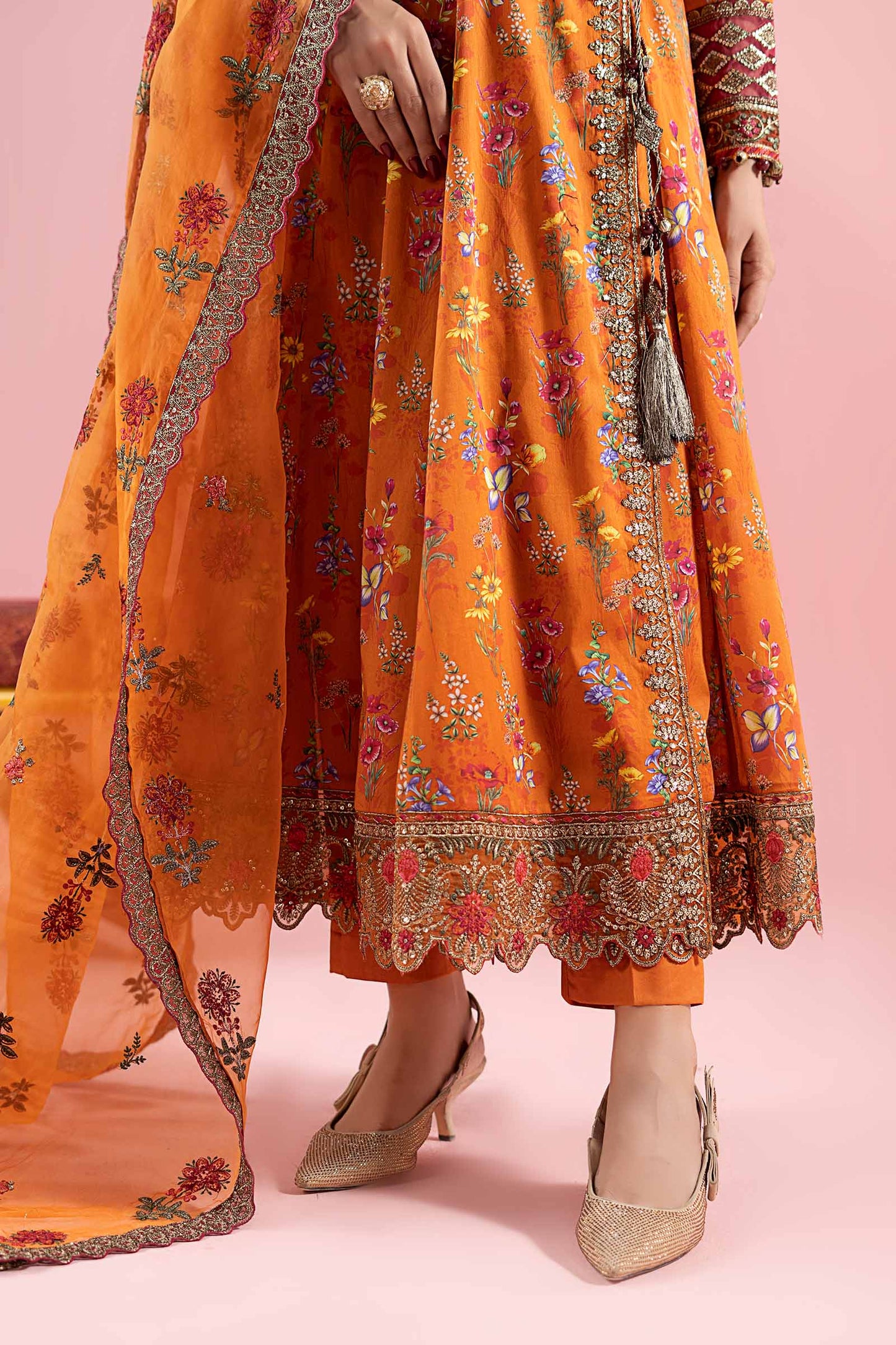 3 Piece Embroidered Lawn Suit