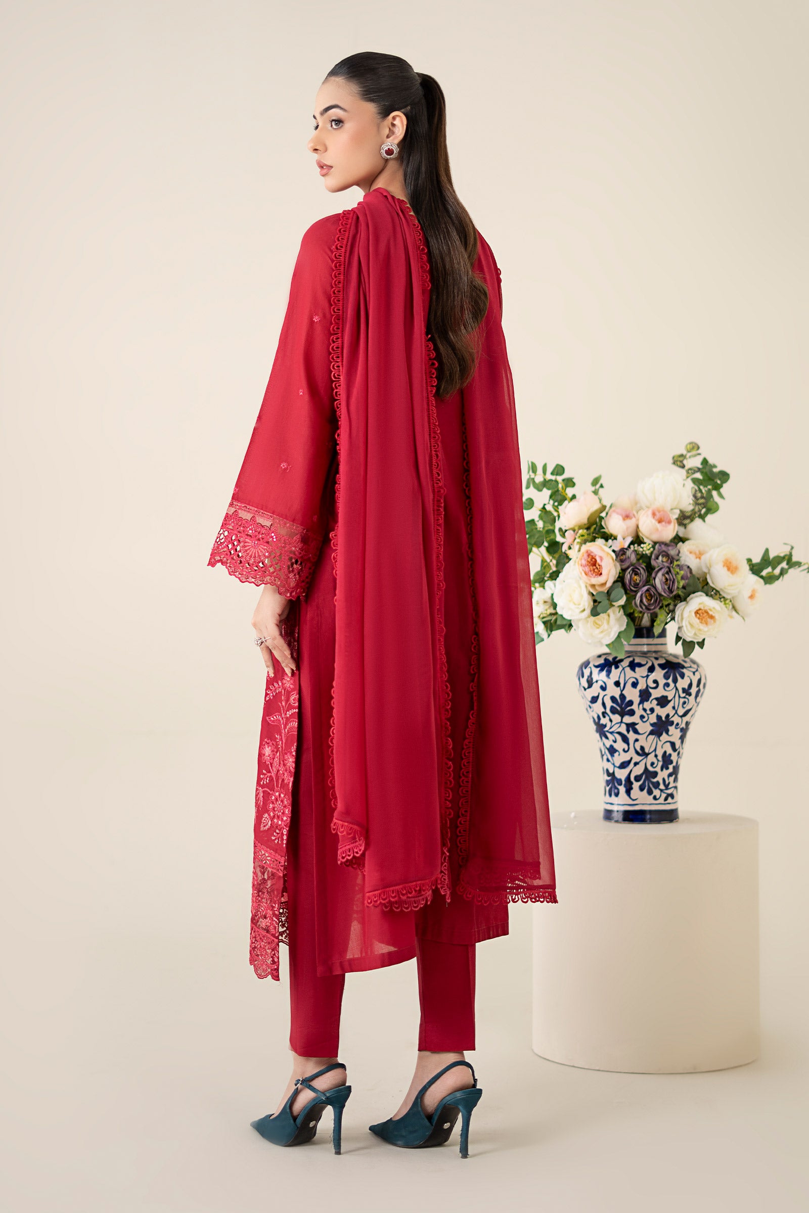 3 Piece Embroidered Lawn Suit