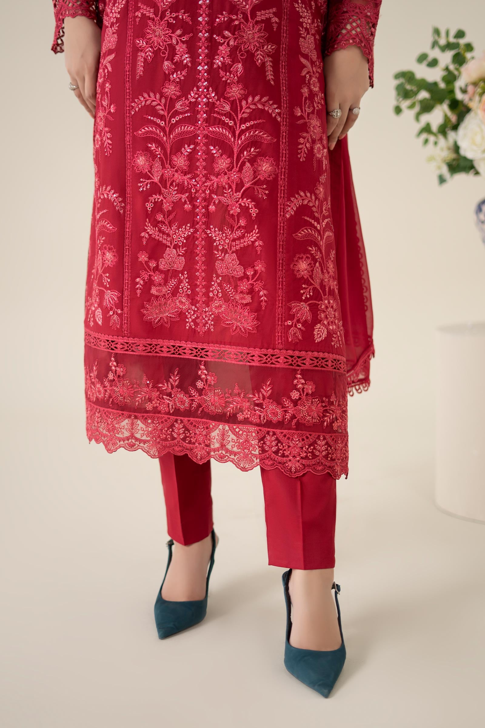 3 Piece Embroidered Lawn Suit