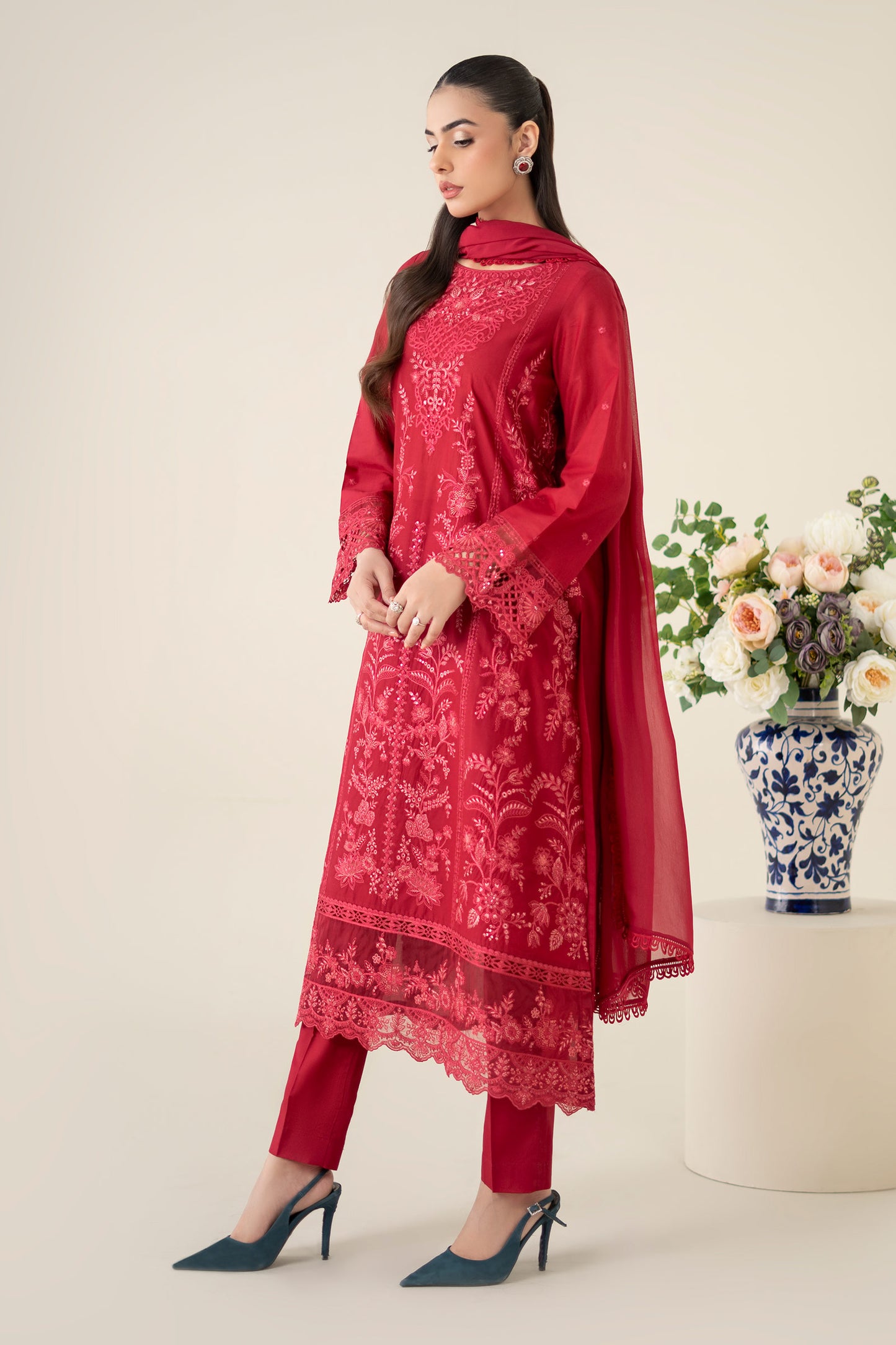 3 Piece Embroidered Lawn Suit