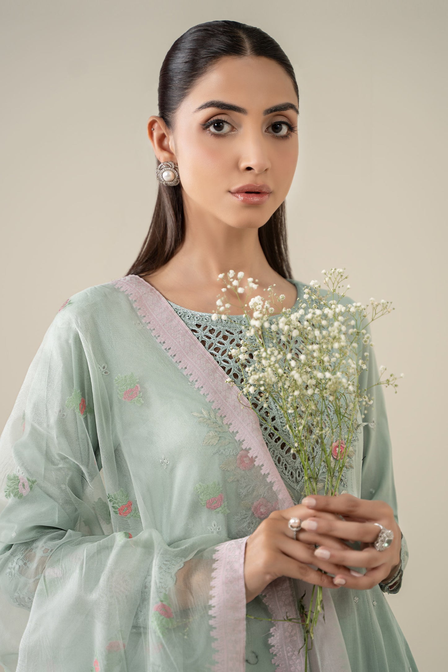 3 Piece Embroidered Lawn Suit