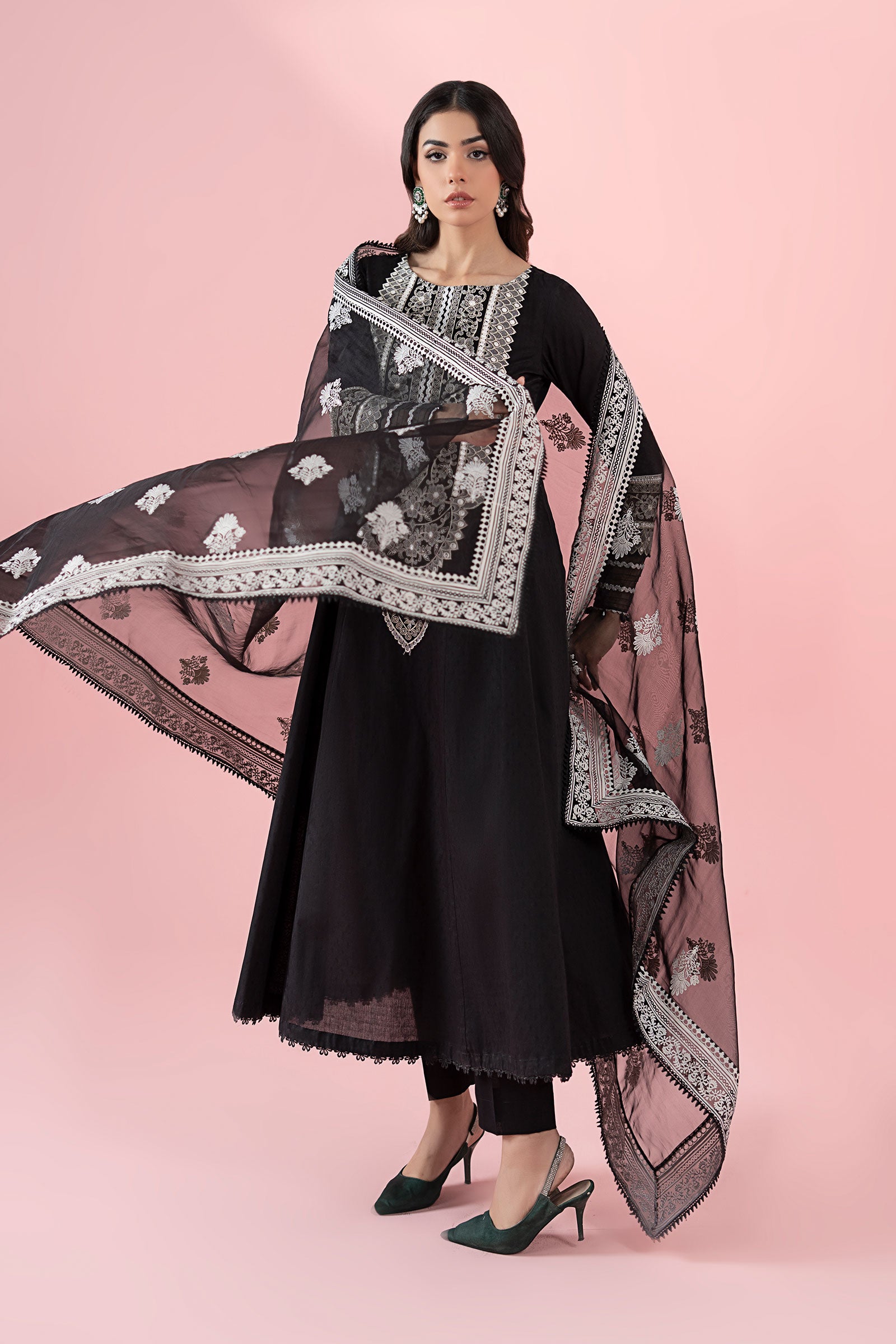 3 Piece Embroidered Lawn Suit