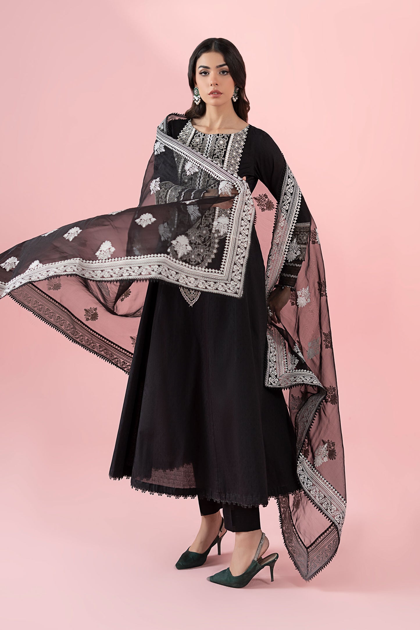 3 Piece Embroidered Lawn Suit