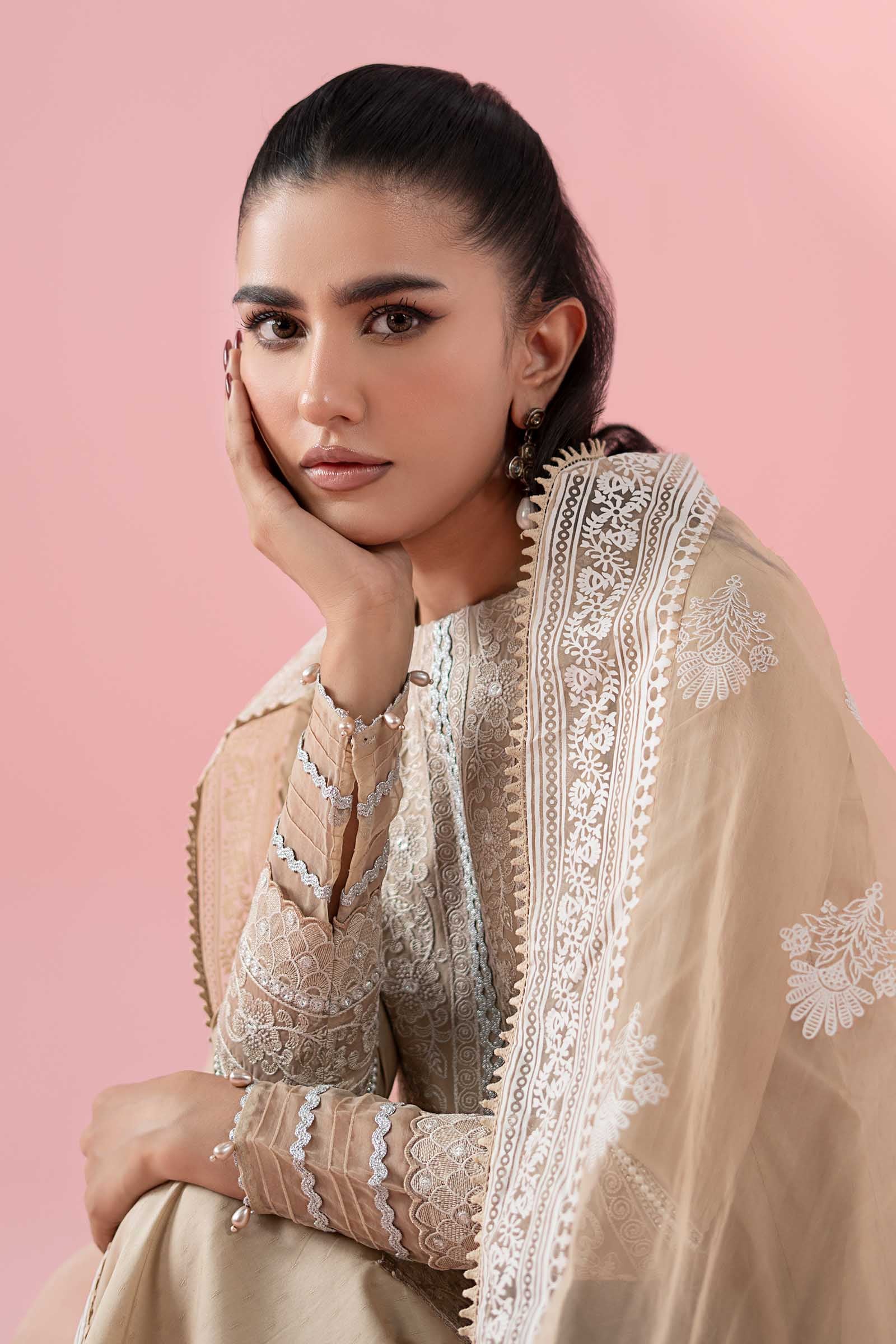 3 Piece Embroidered Lawn Suit