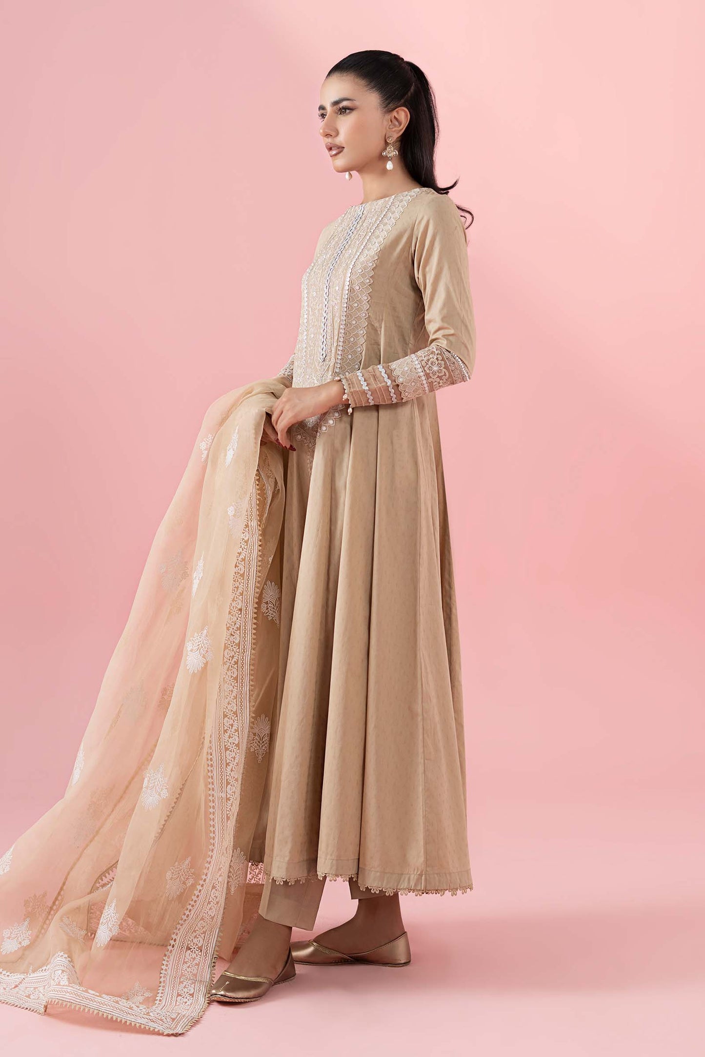 3 Piece Embroidered Lawn Suit