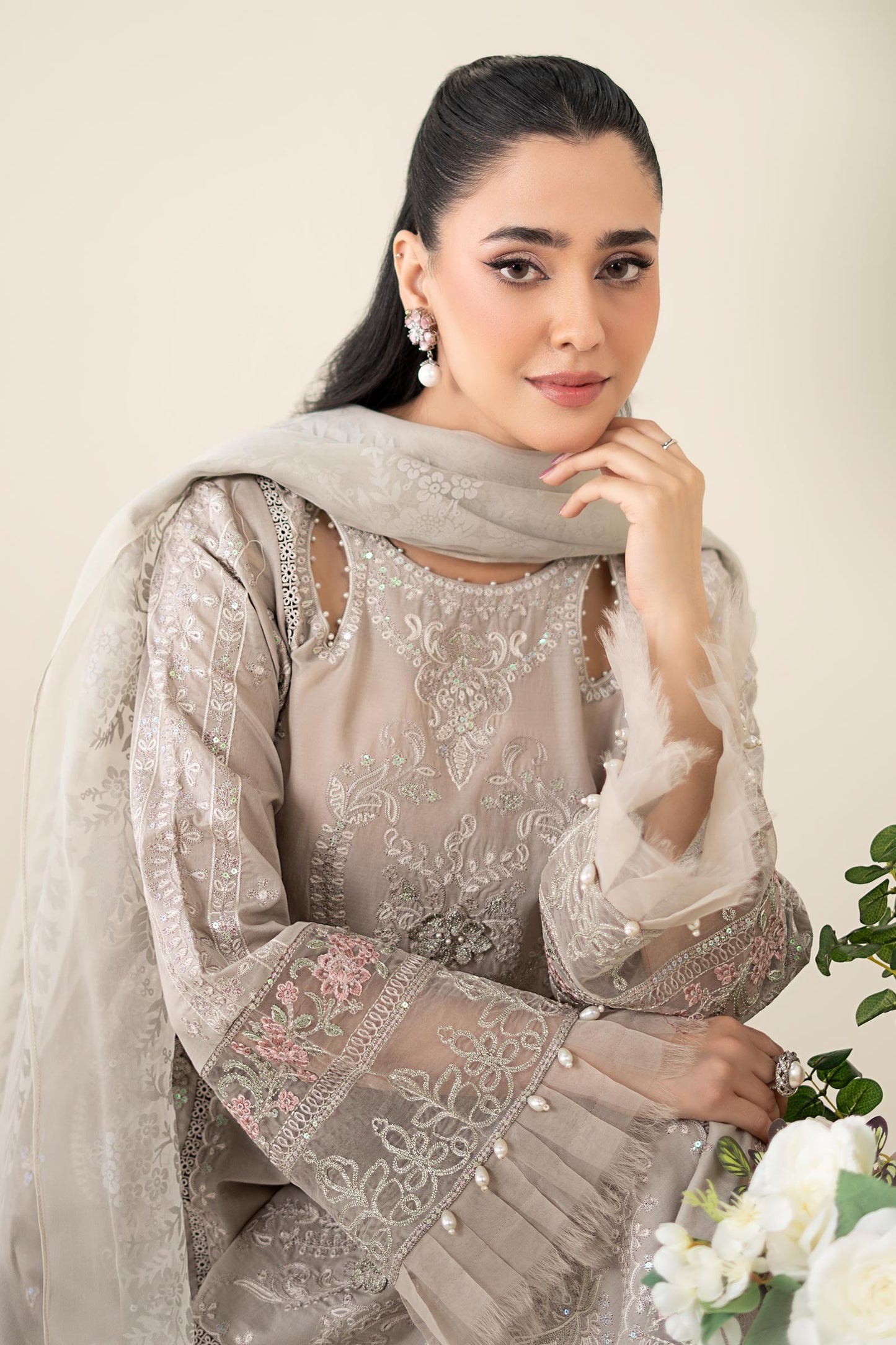 3 Piece Embroidered Lawn Suit