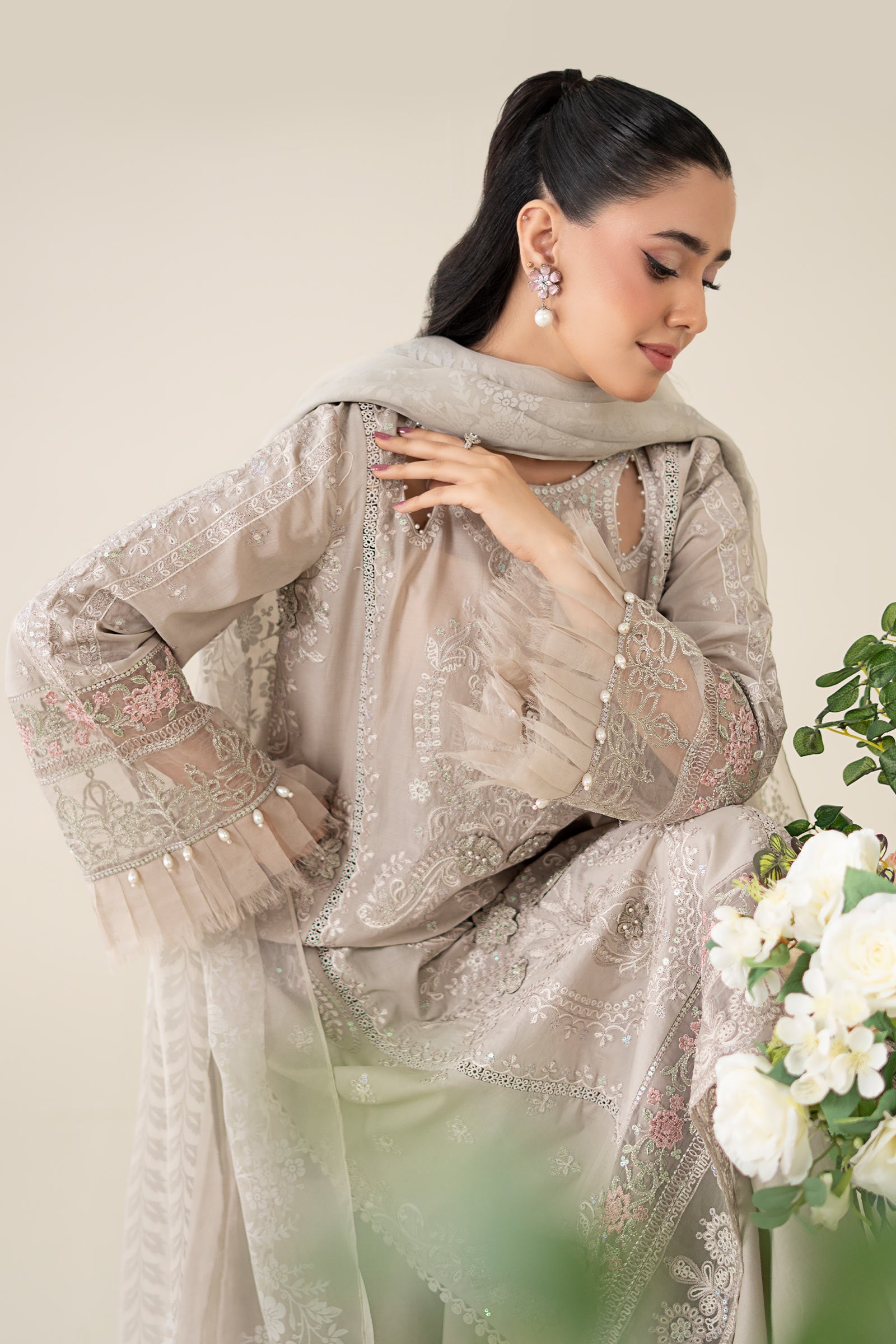 3 Piece Embroidered Lawn Suit