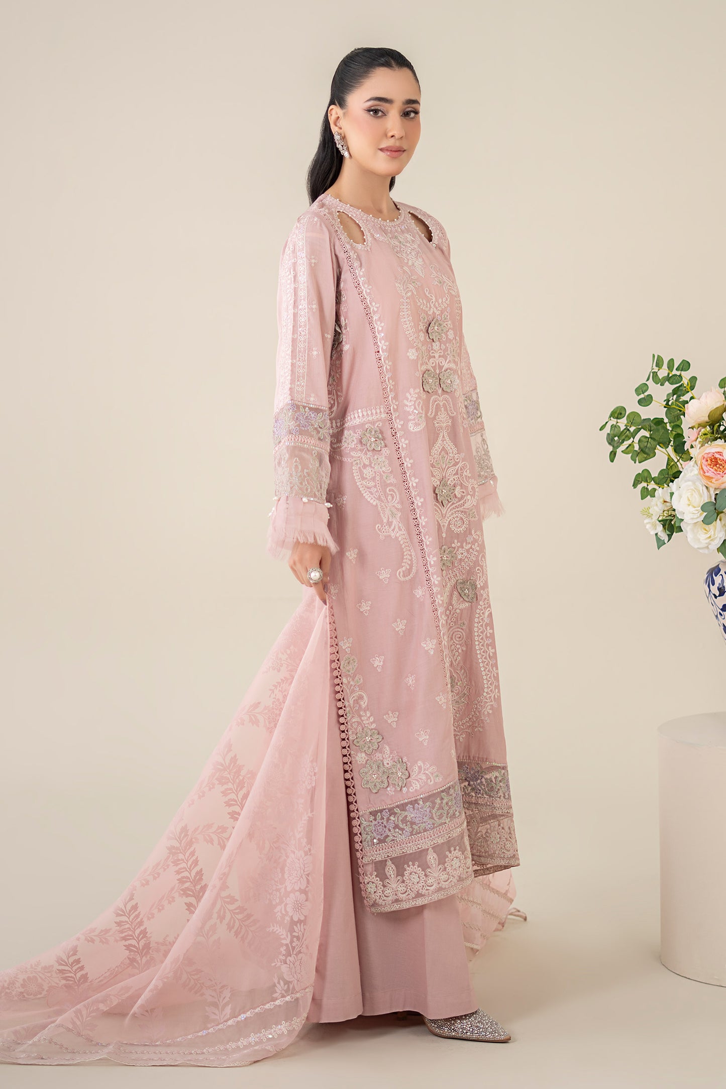 3 Piece Embroidered Lawn Suit