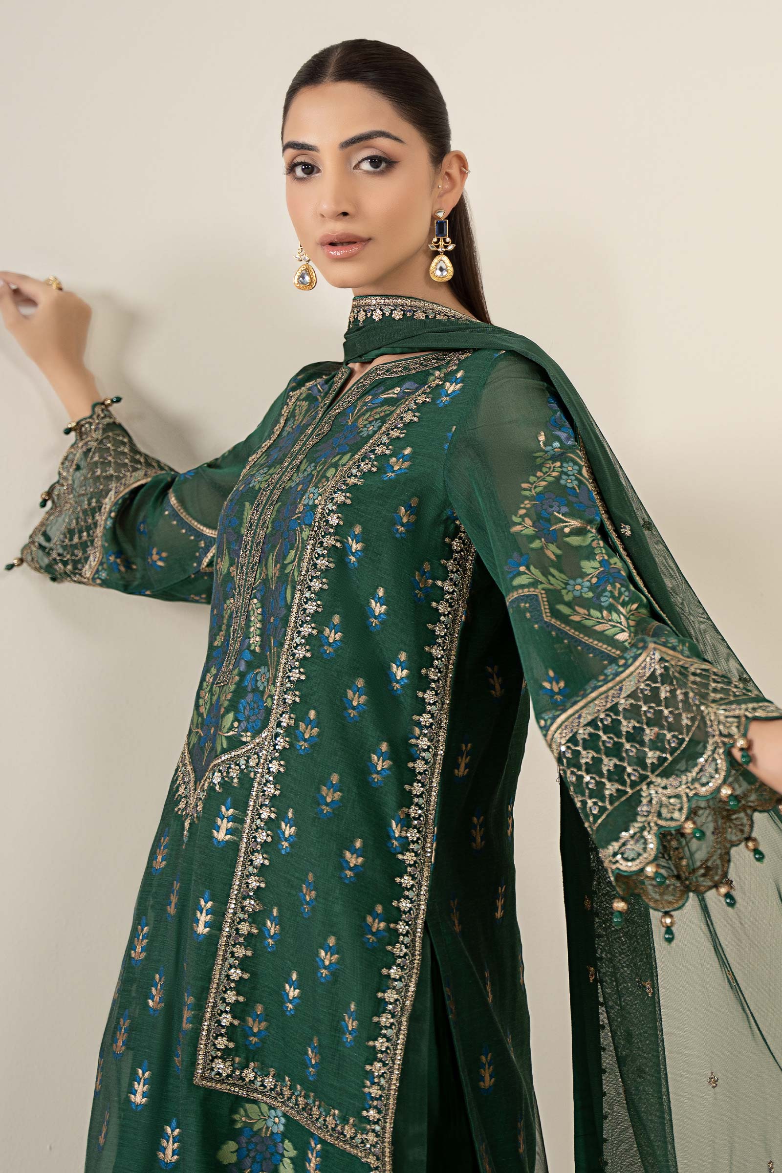 3 Piece Embroidered Jacquard Suit