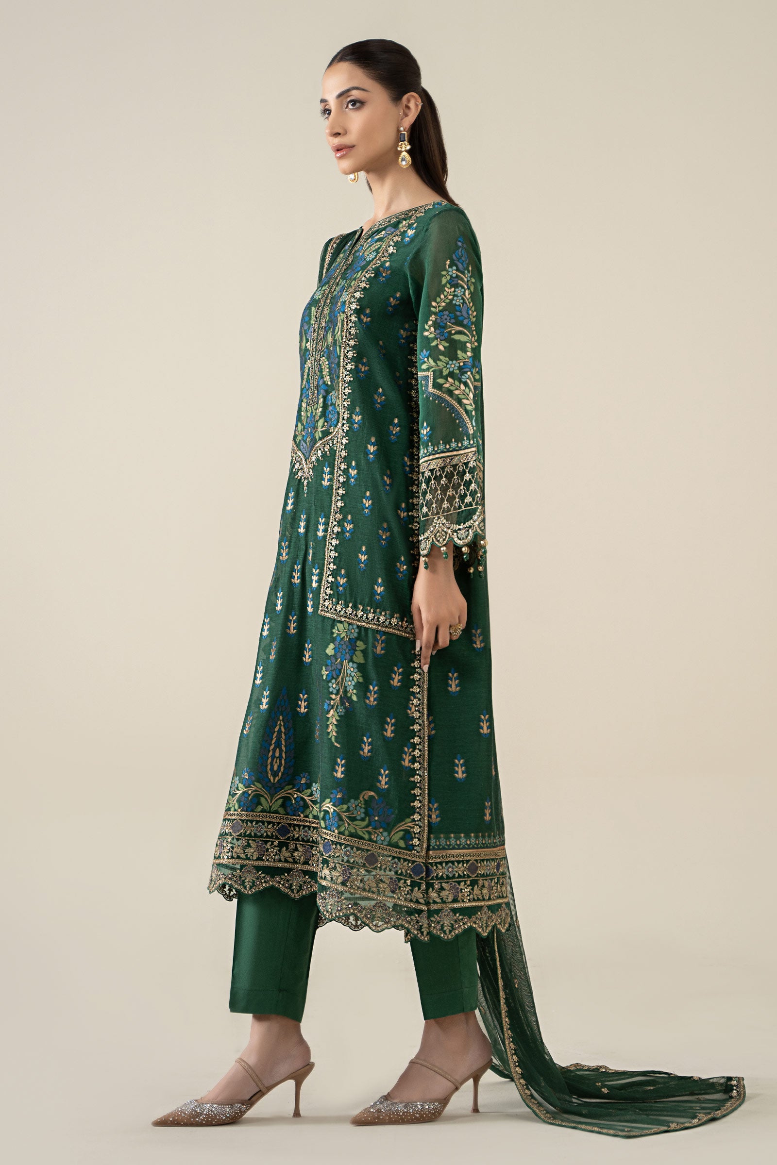 3 Piece Embroidered Jacquard Suit