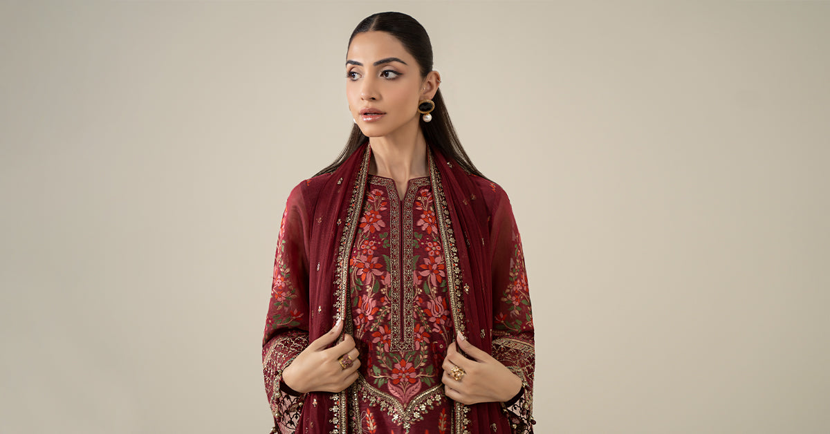 3 Piece Embroidered Jacquard Suit