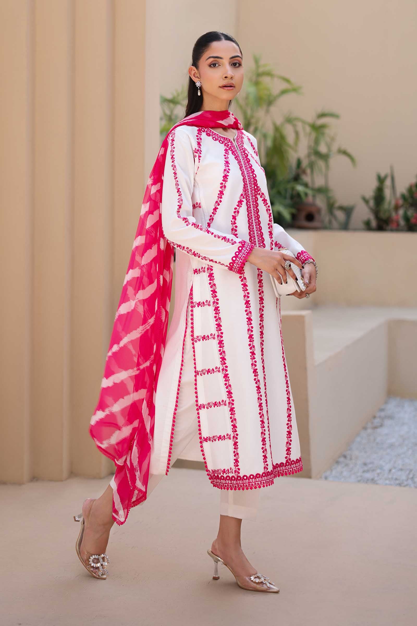 3 Piece Embroidered Lawn Suit
