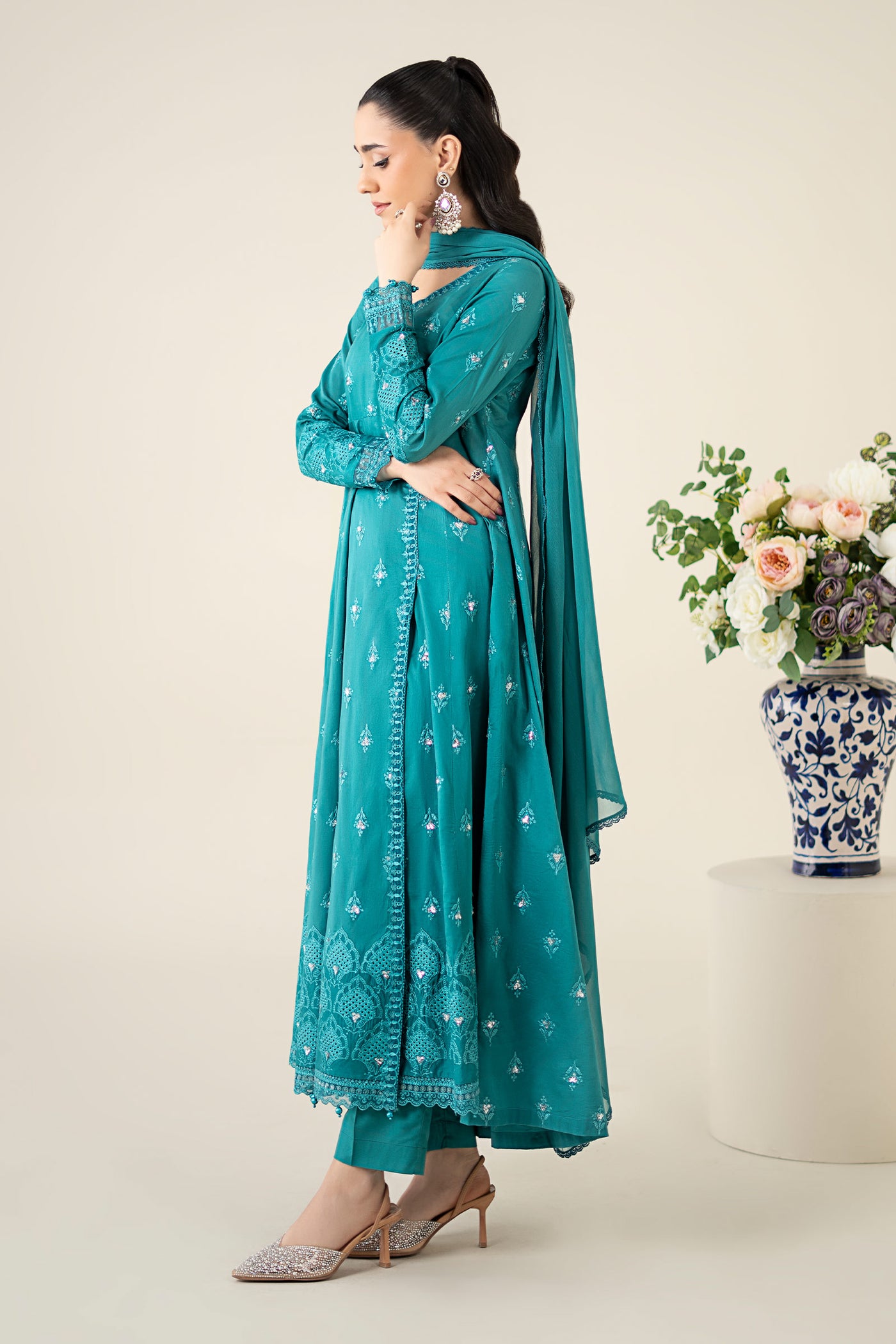 3 Piece Embroidered Lawn Suit