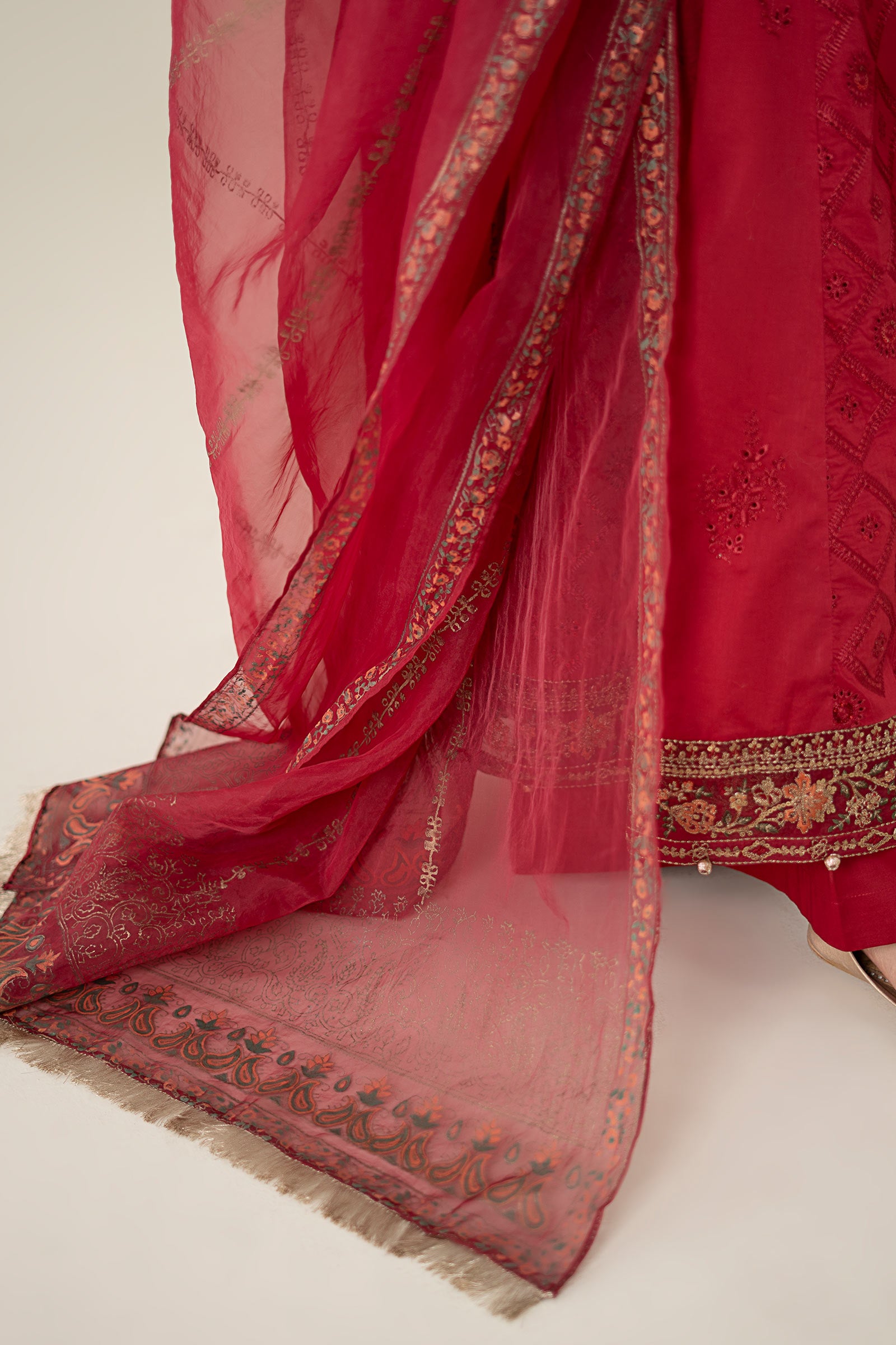 3 Piece Embroidered Lawn Suit