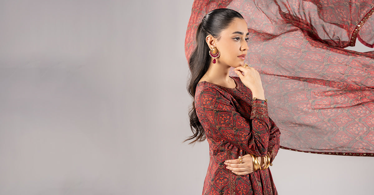 3 Piece Embroidered Lawn Suit