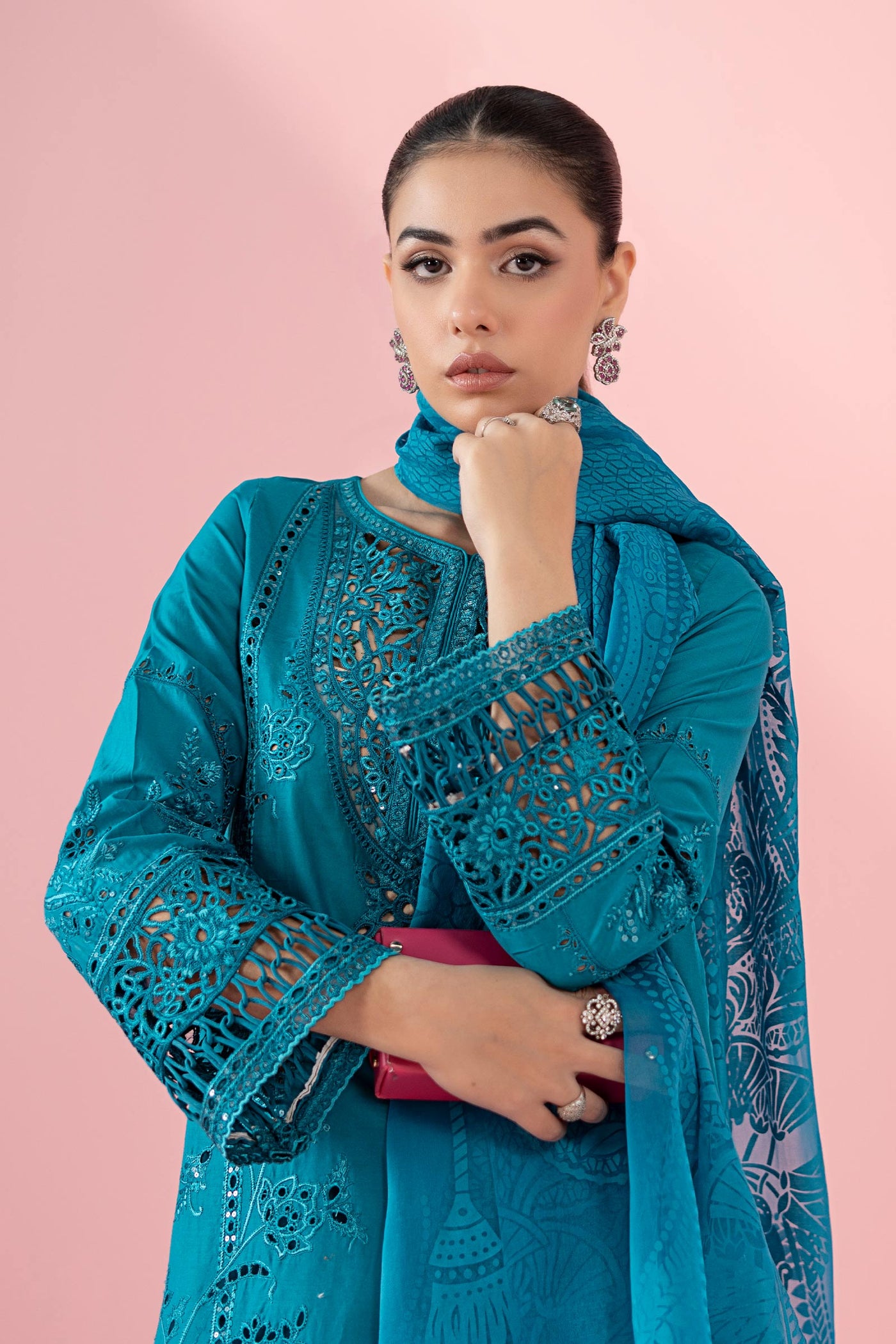 3 Piece Embroidered Lawn Suit |  DW-EA25-74
