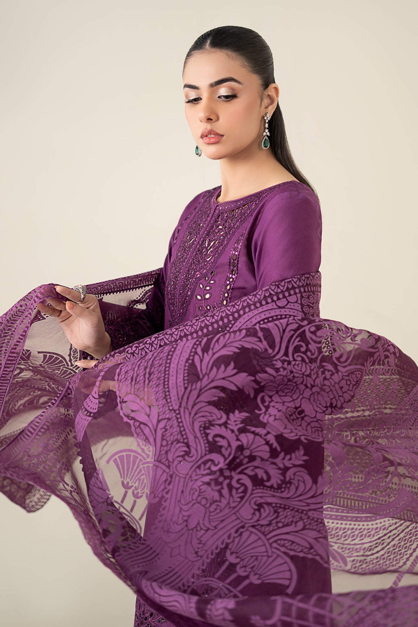 3 Piece Embroidered Lawn Suit