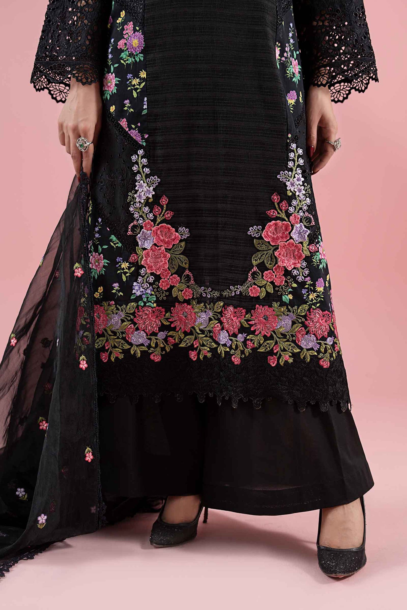 3 Piece Embroidered Lawn Suit