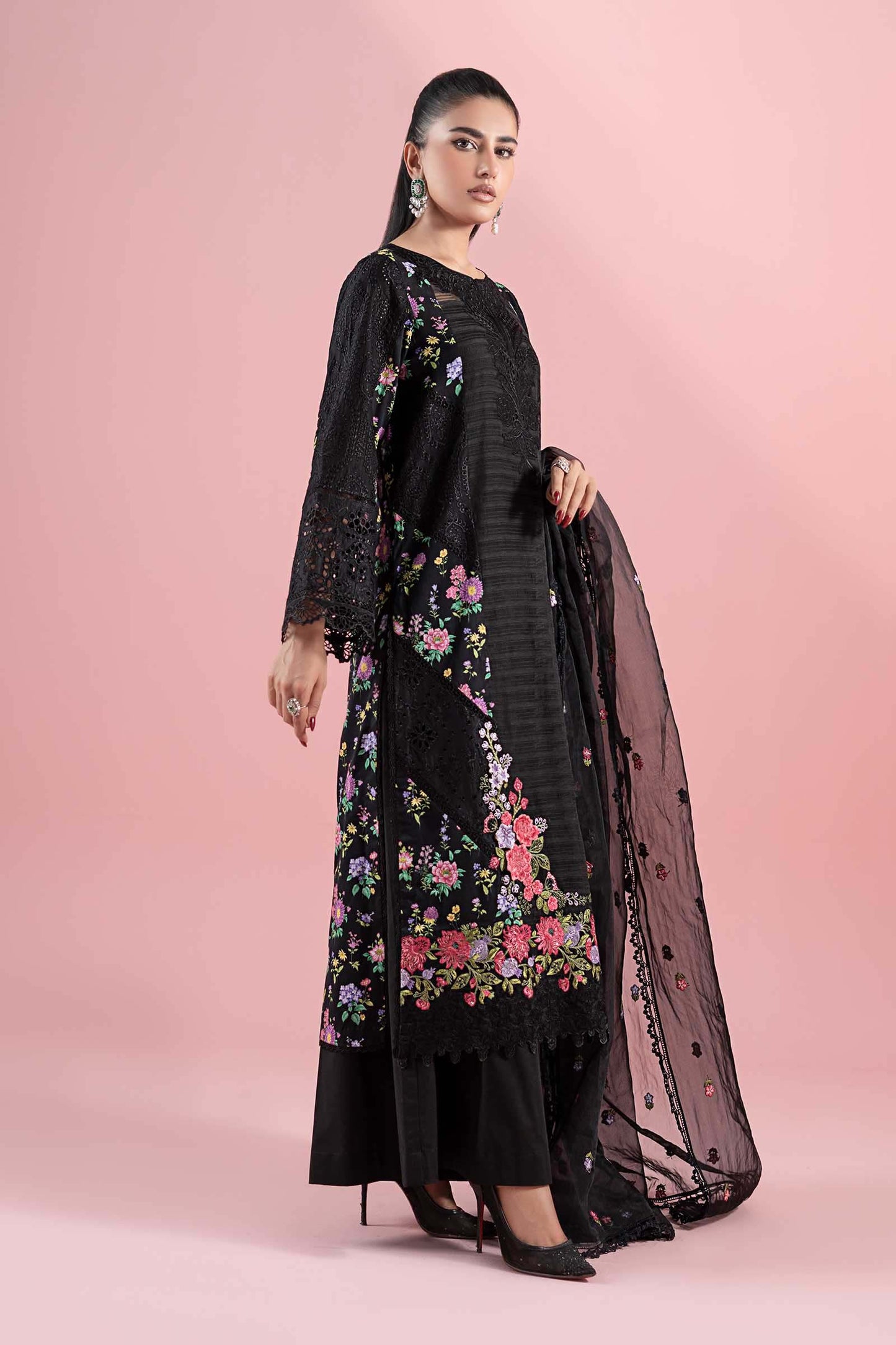 3 Piece Embroidered Lawn Suit